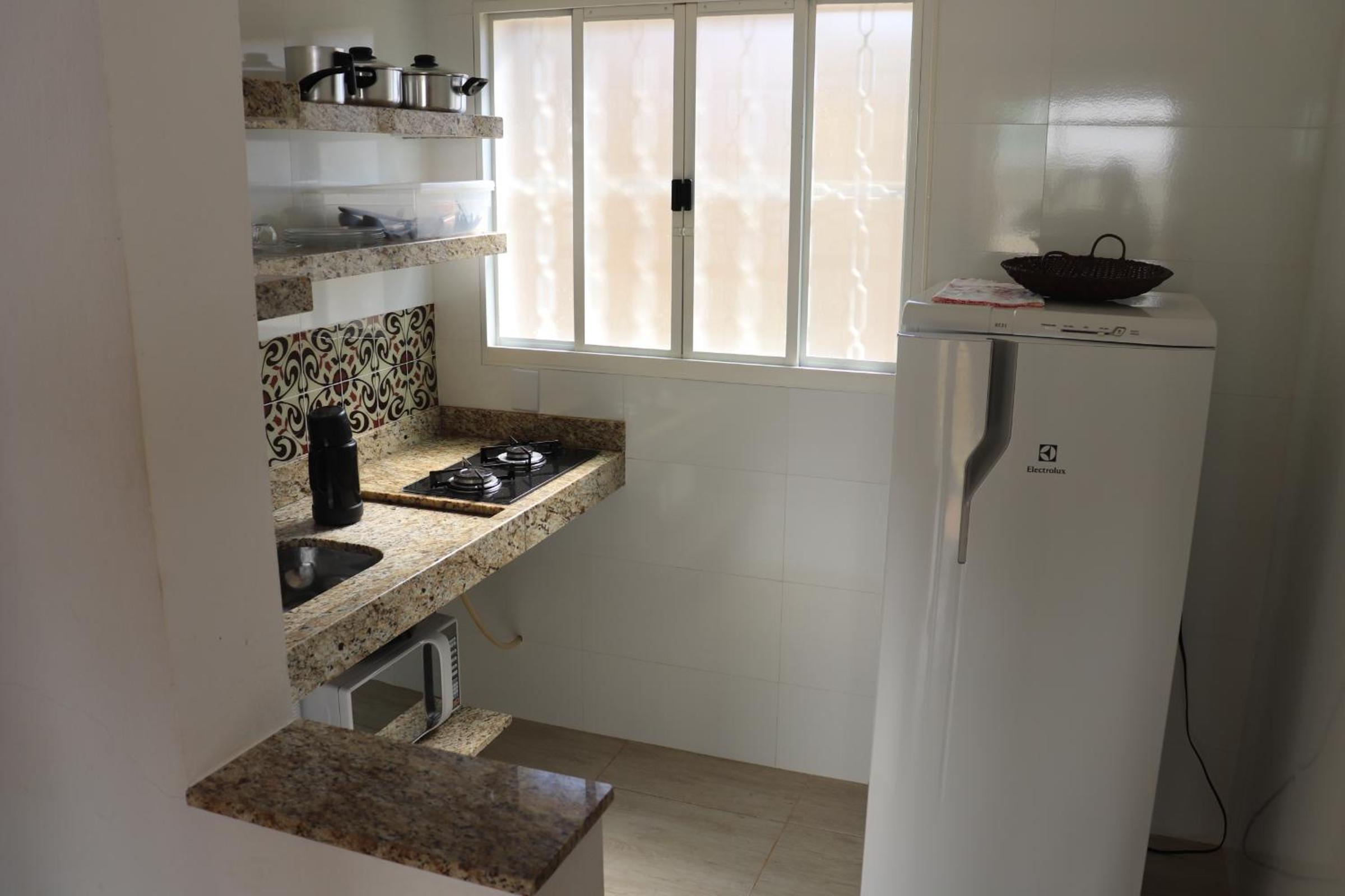 Family Suite with Balcony - Photo 8