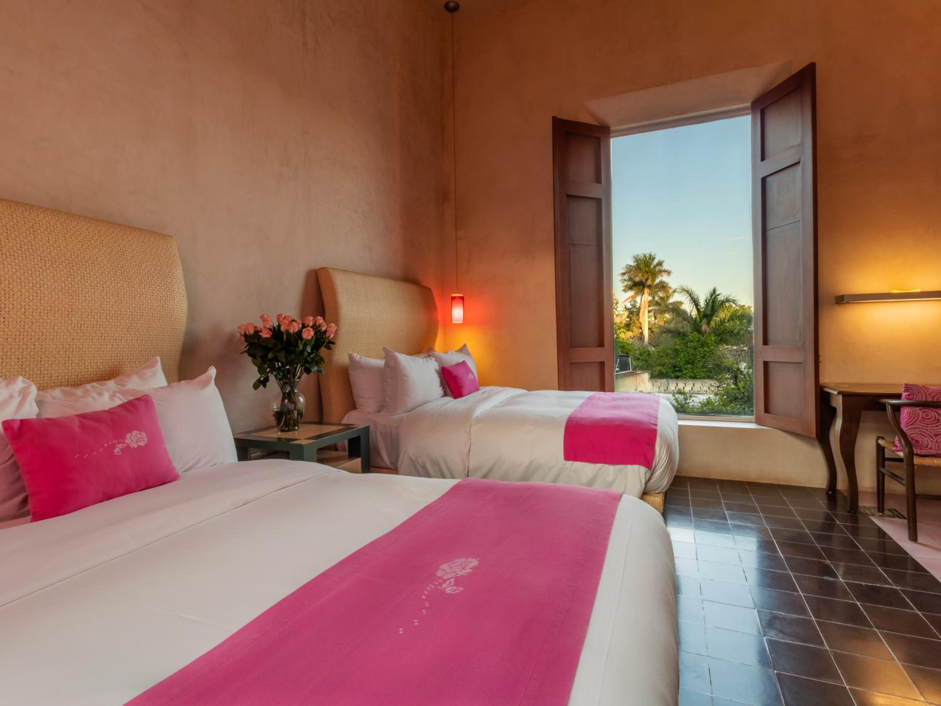 Deluxe Double Room with Two Double Beds - Photo 1