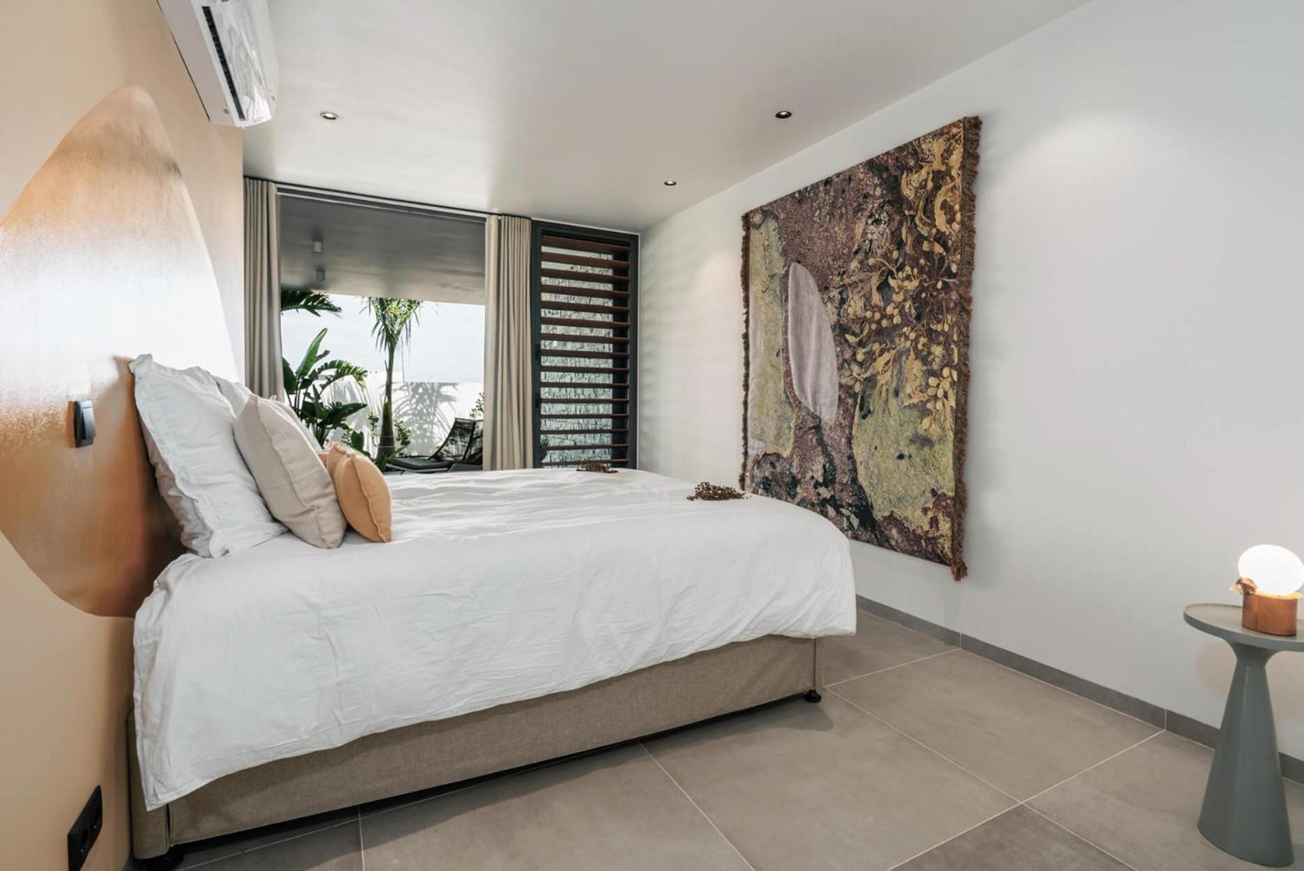 Villa photo 1