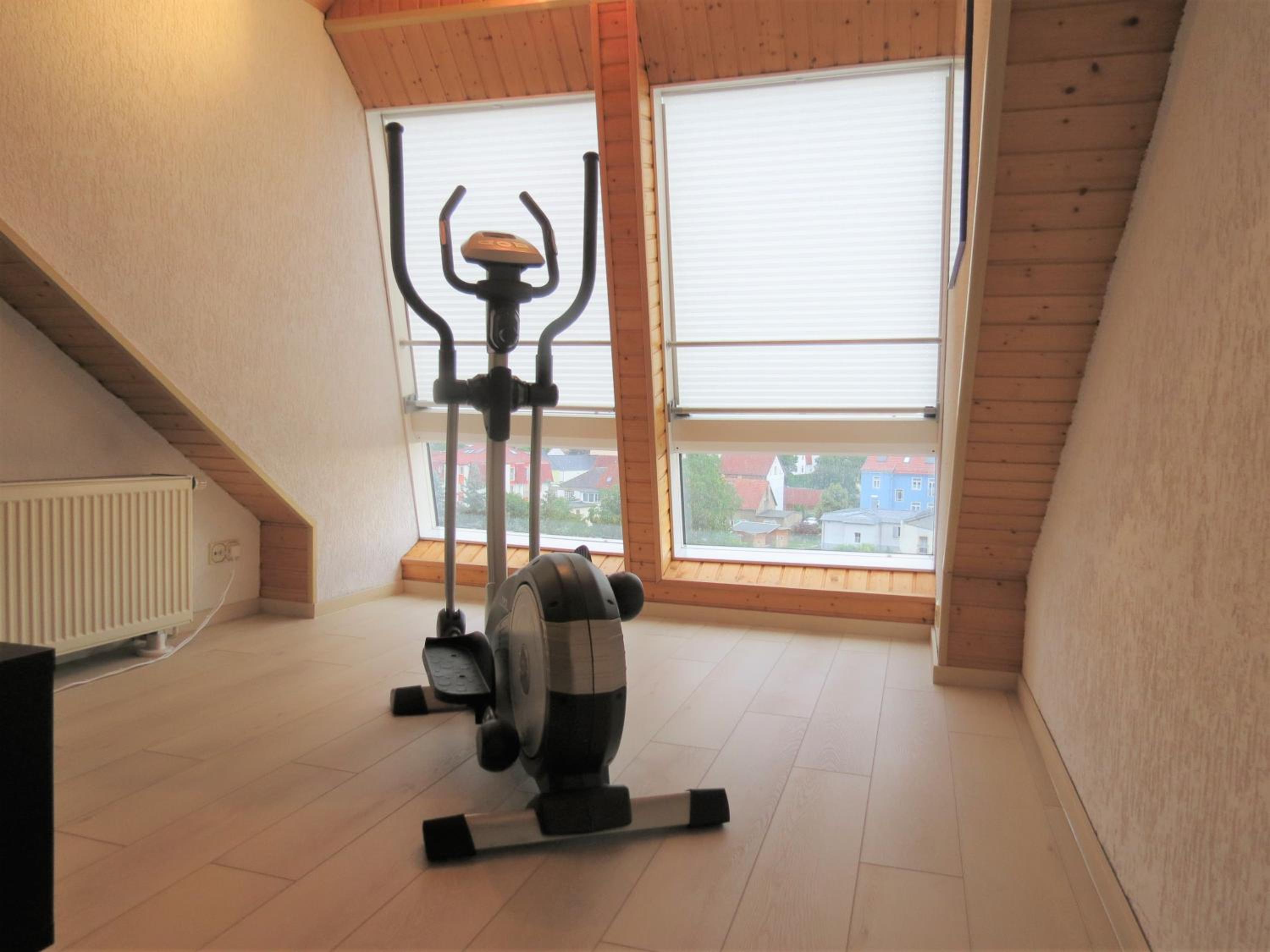 Three-Bedroom Apartment - Photo 7