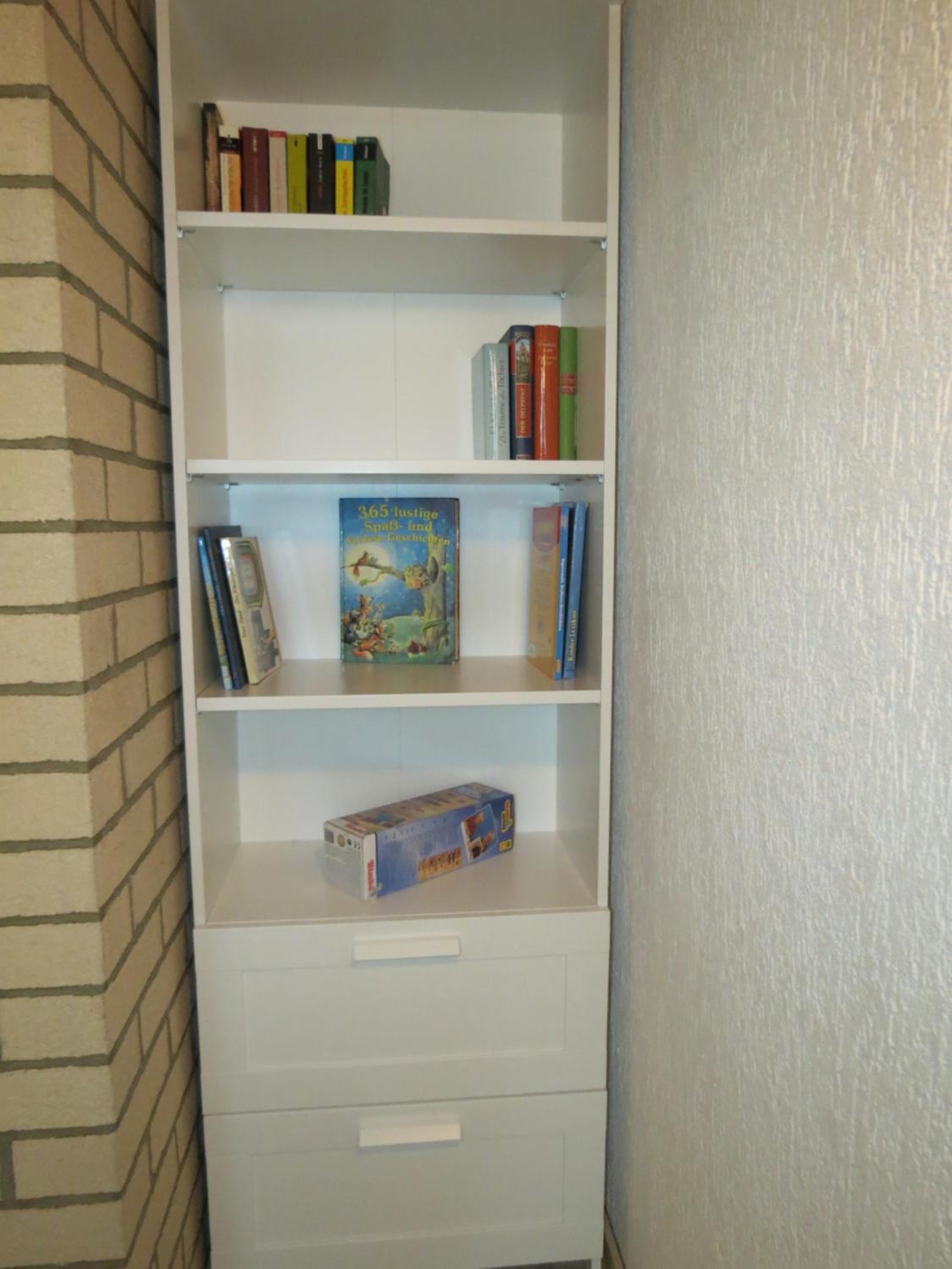 Three-Bedroom Apartment - Photo 8