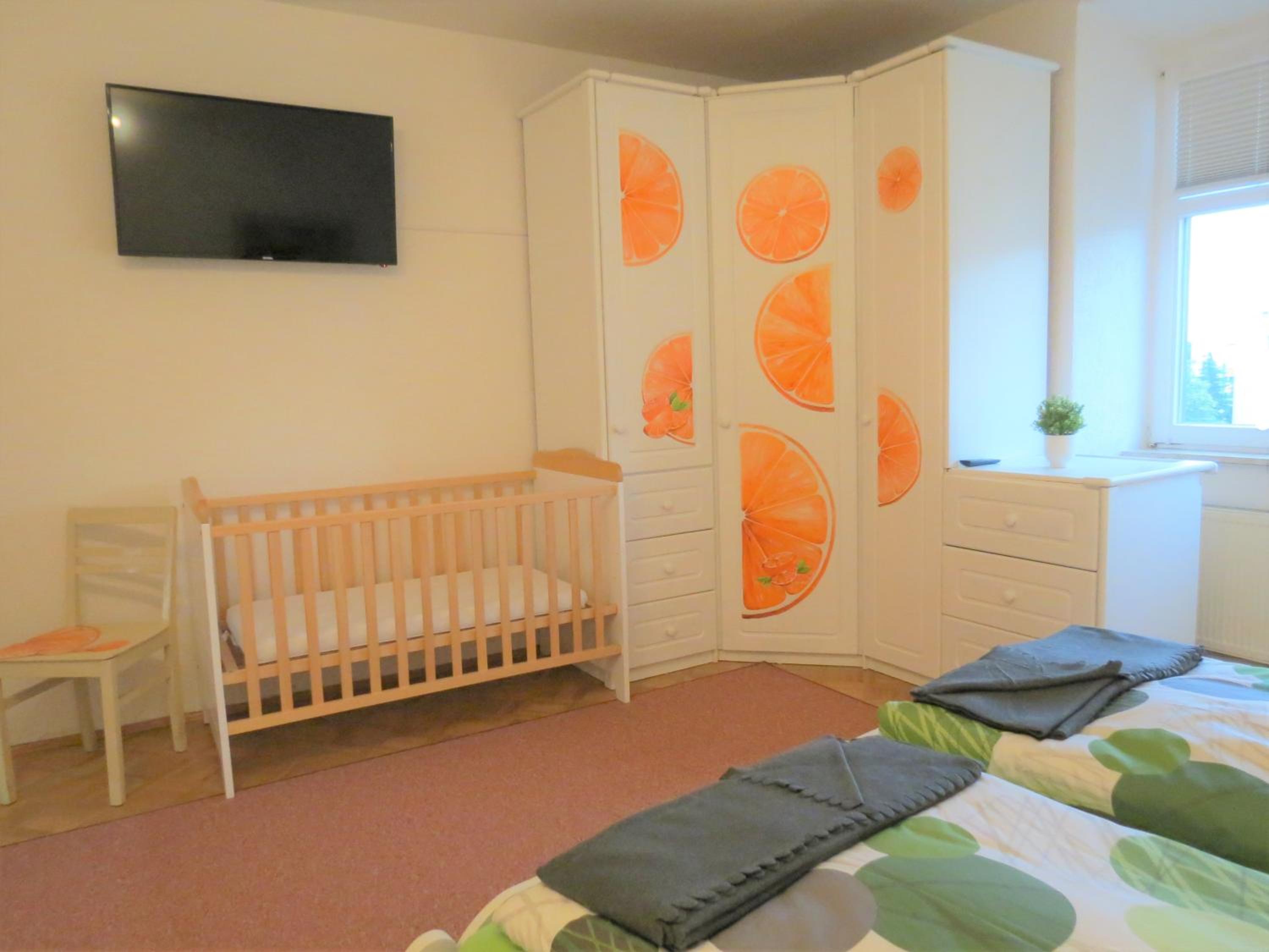 Three-Bedroom Apartment - Photo 19