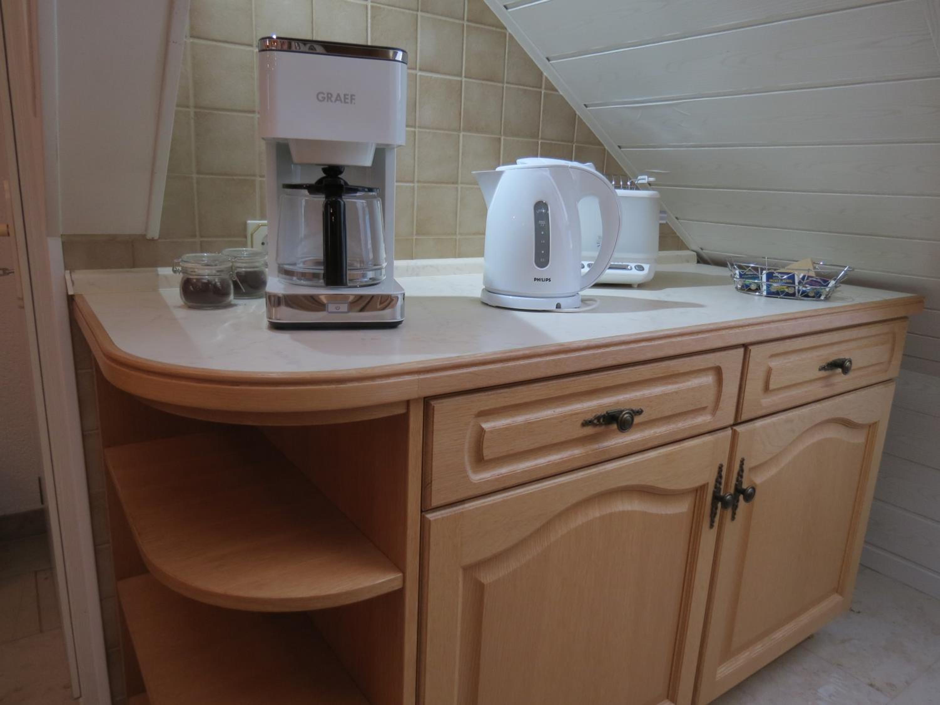 Three-Bedroom Apartment - Photo 27