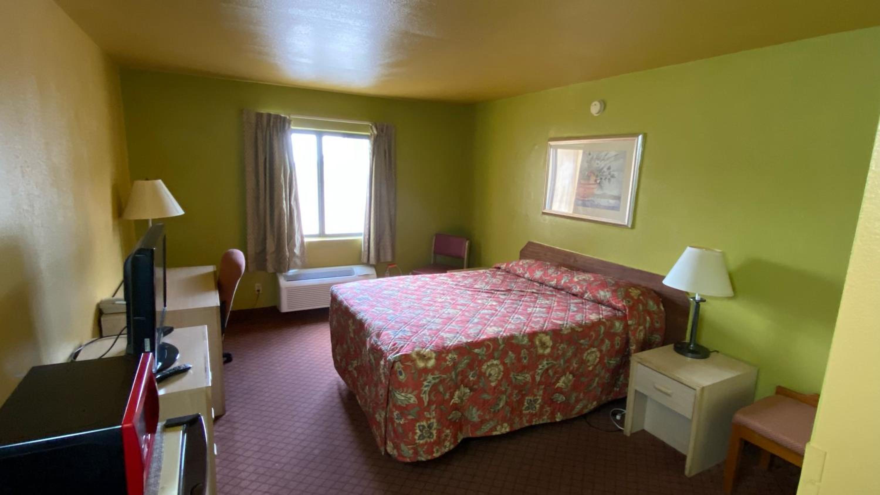 Economy Single Room - Photo 2