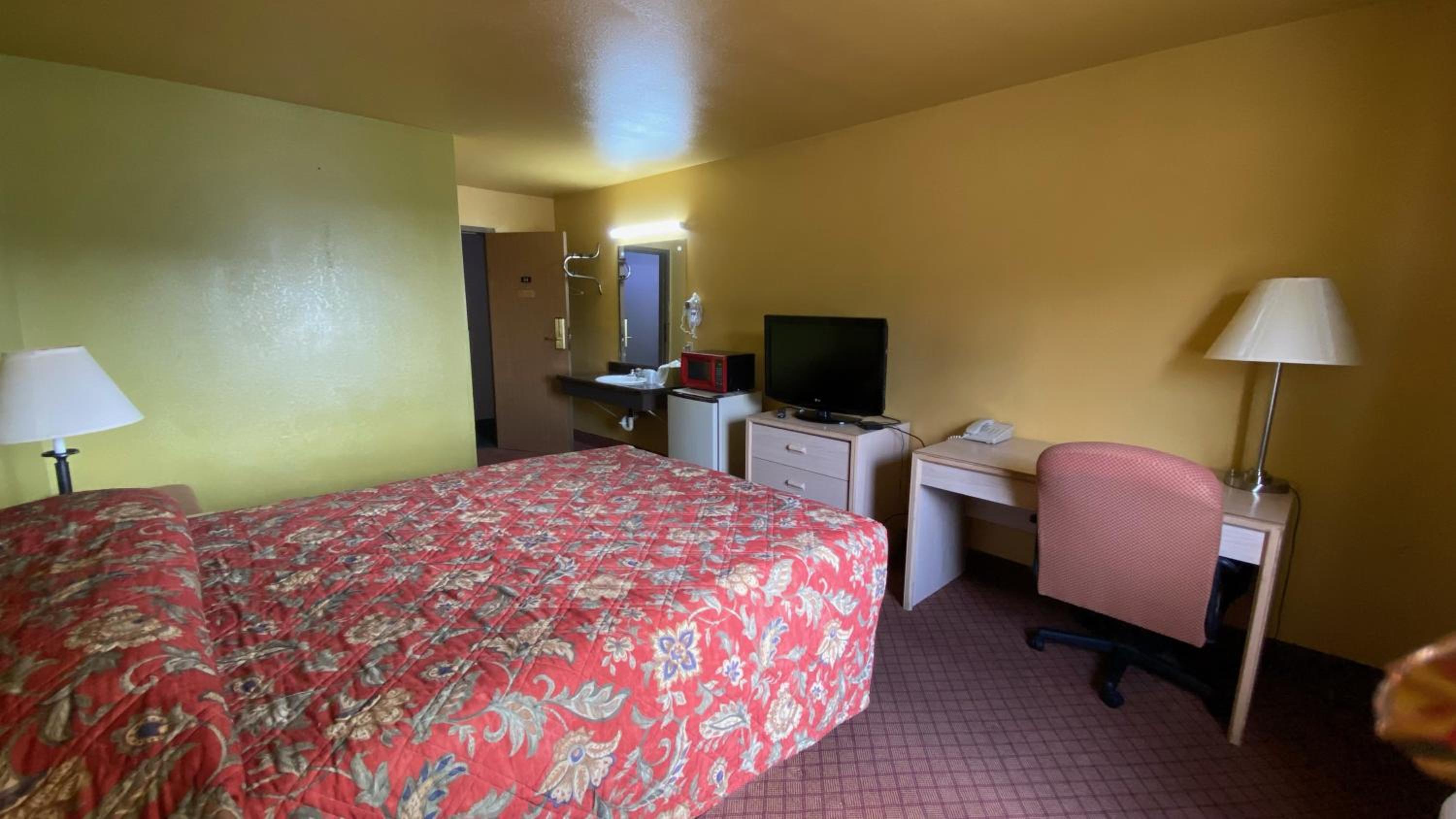 Economy Single Room - Photo 1