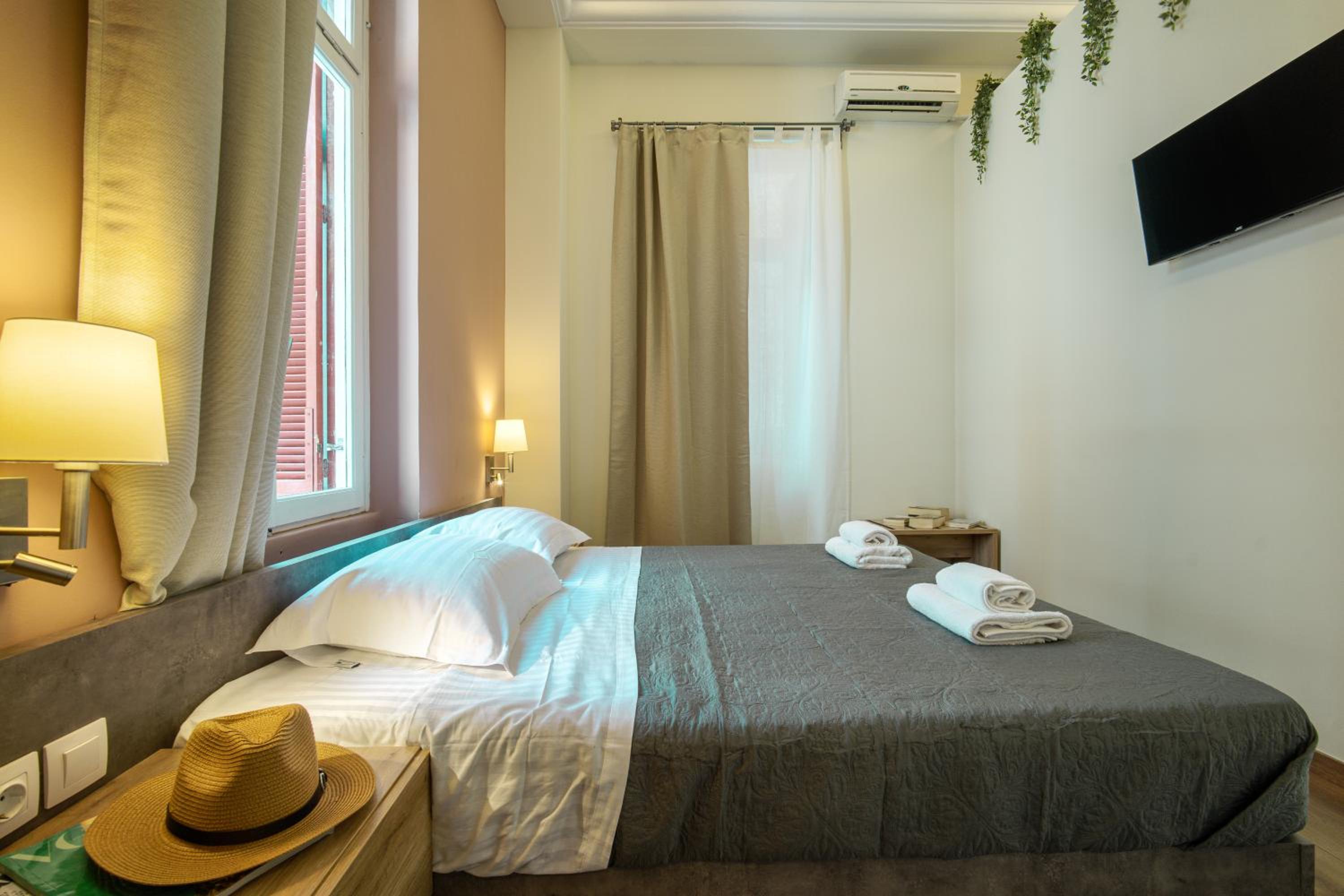 Double Room - Ground Floor photo 3