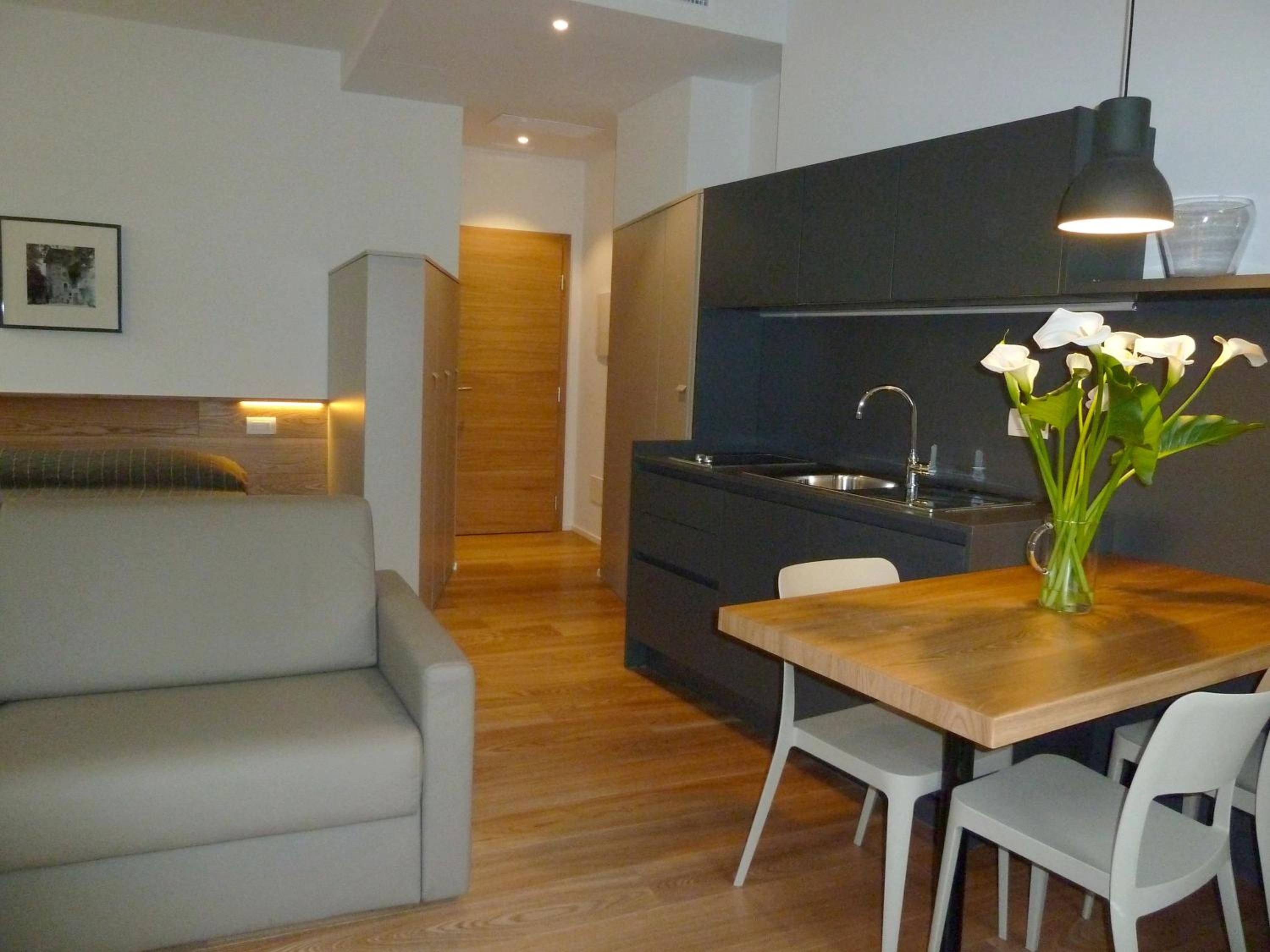 Studio Apartment