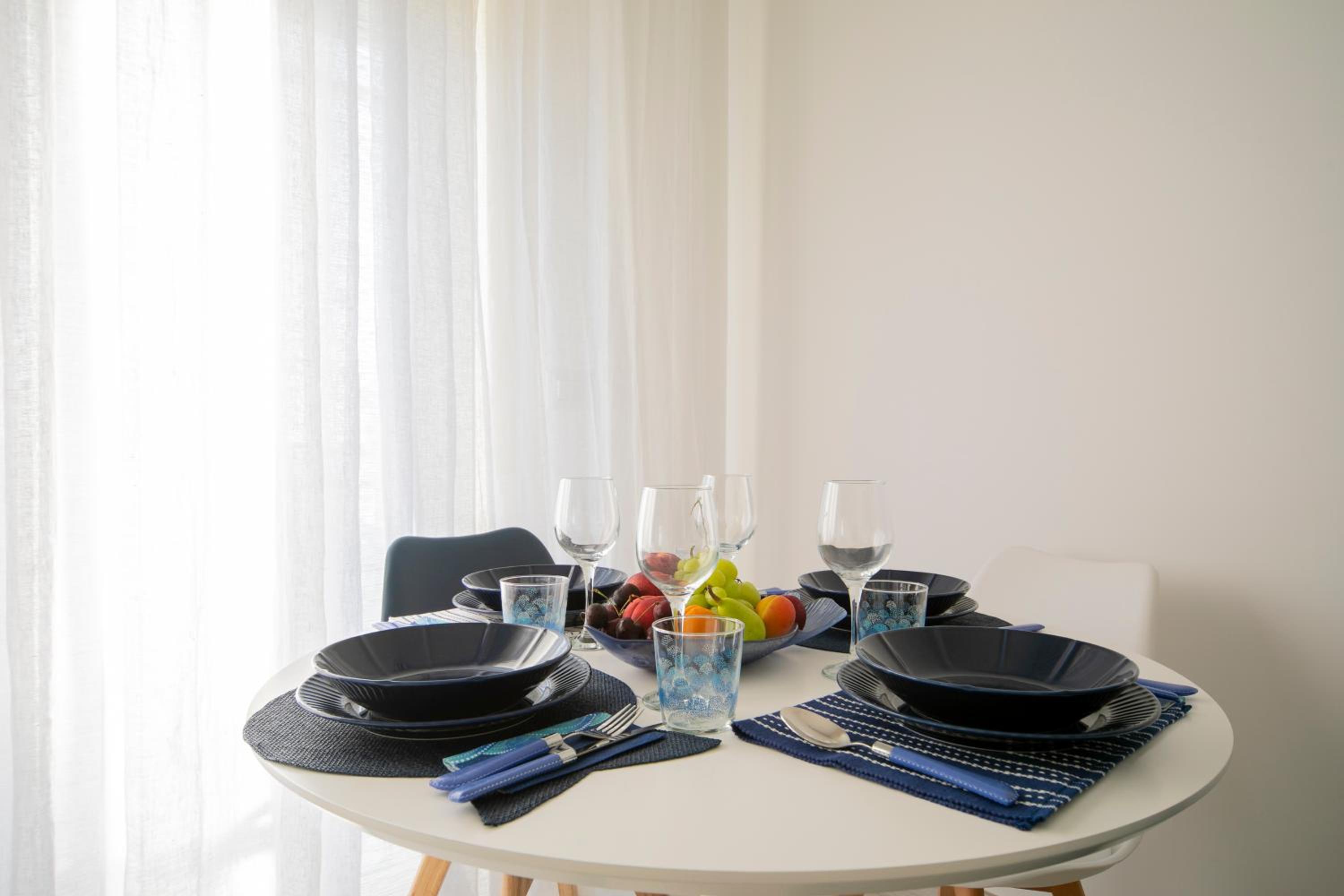 One-Bedroom Apartment - Photo 6