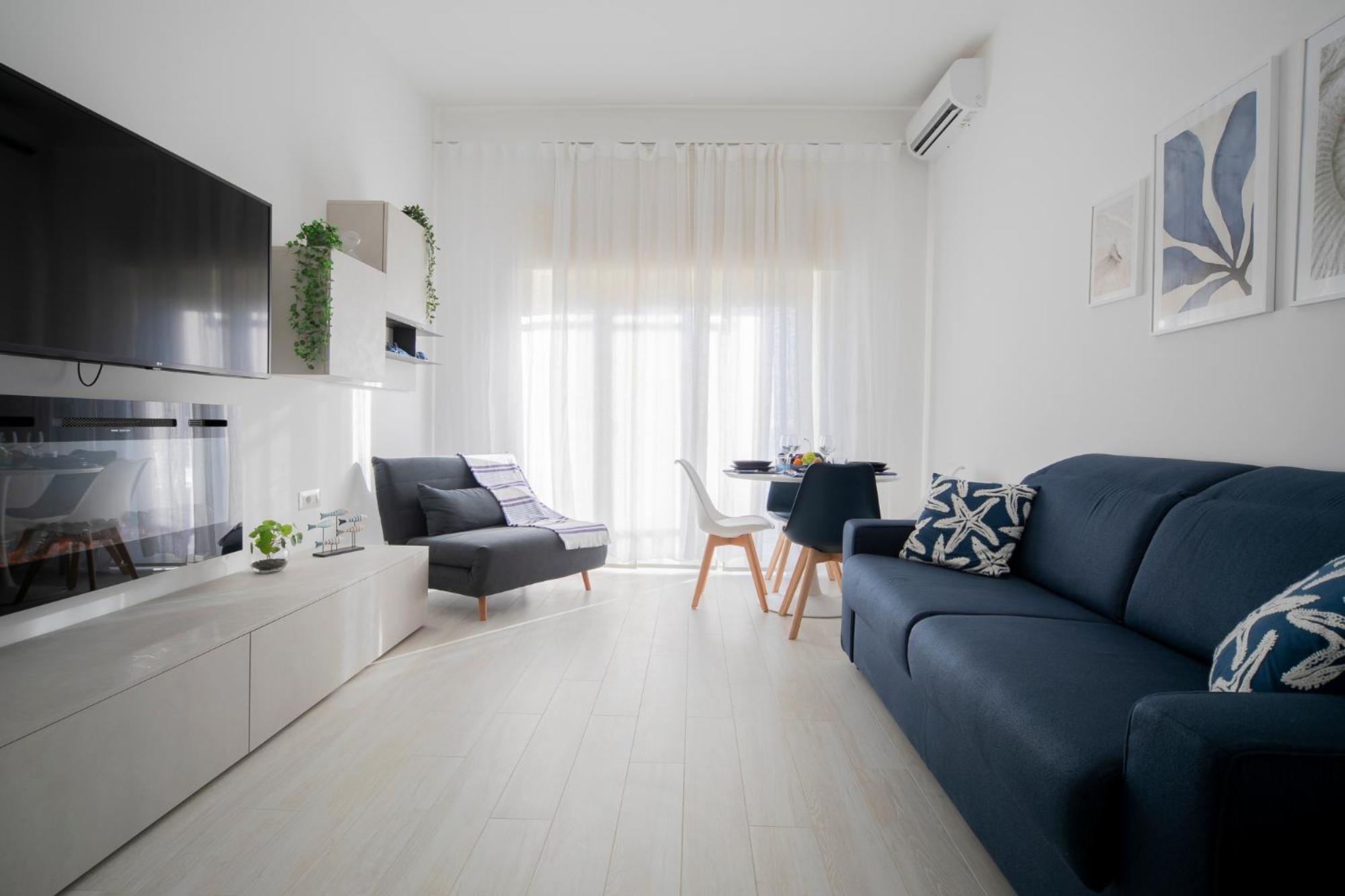 One-Bedroom Apartment - Photo 19