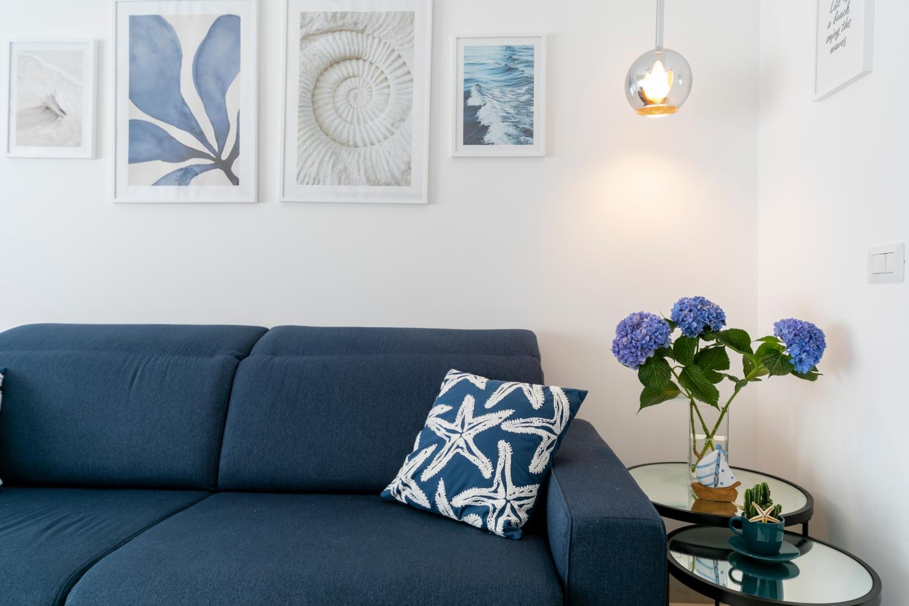 One-Bedroom Apartment - Photo 36