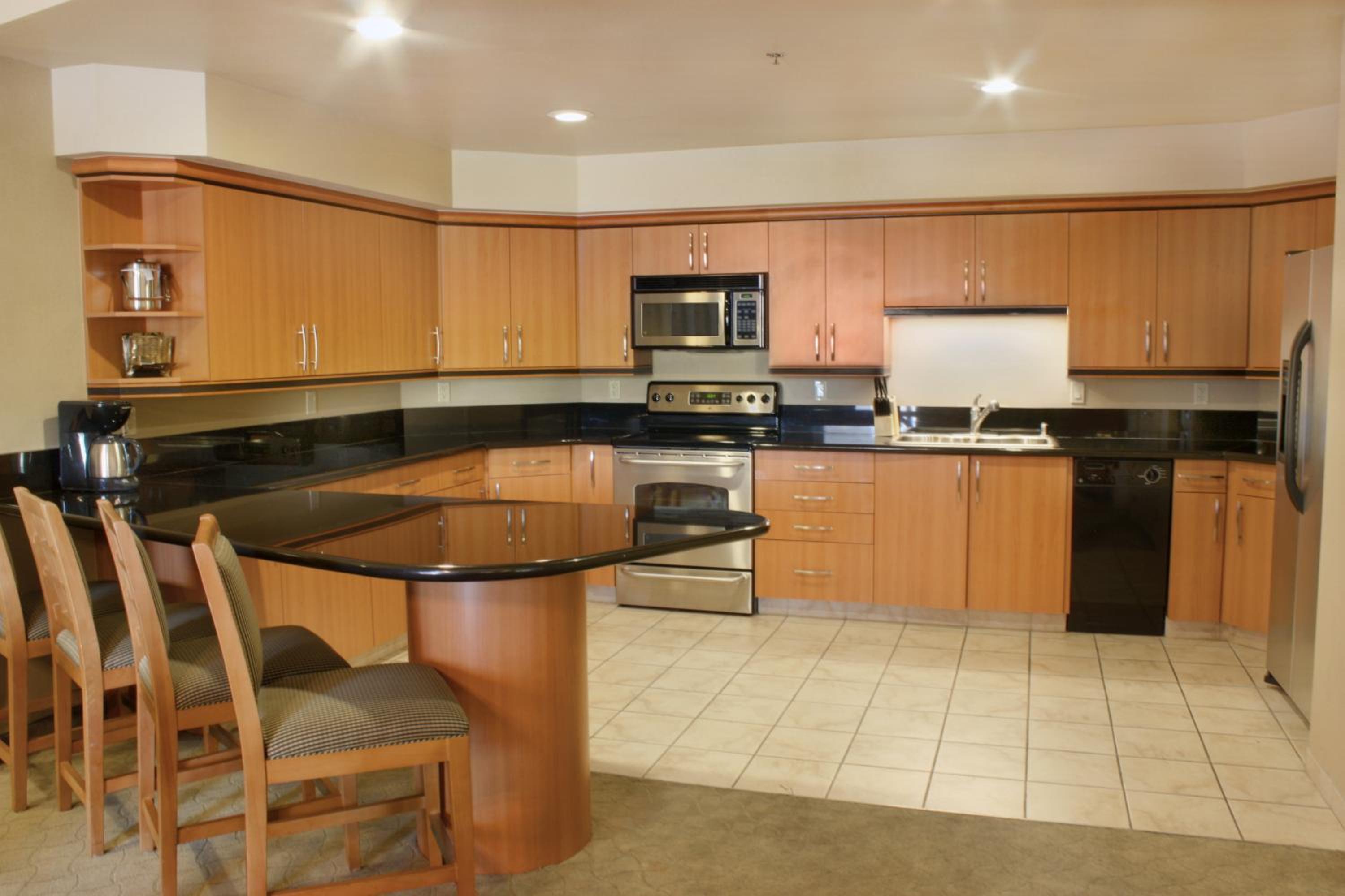 Two-Bedroom Suite photo 3