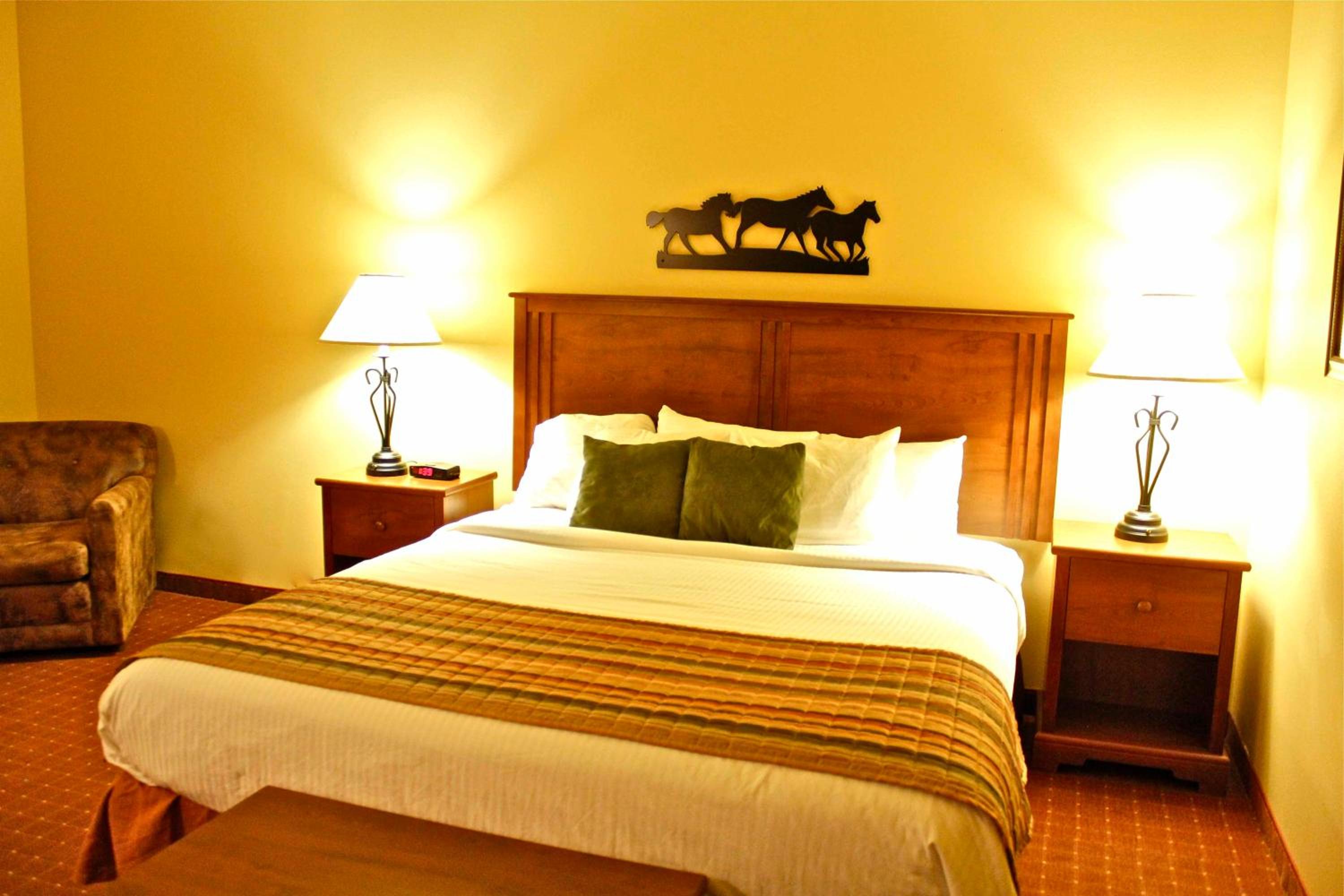 Suite with Whirlpool - Photo 6