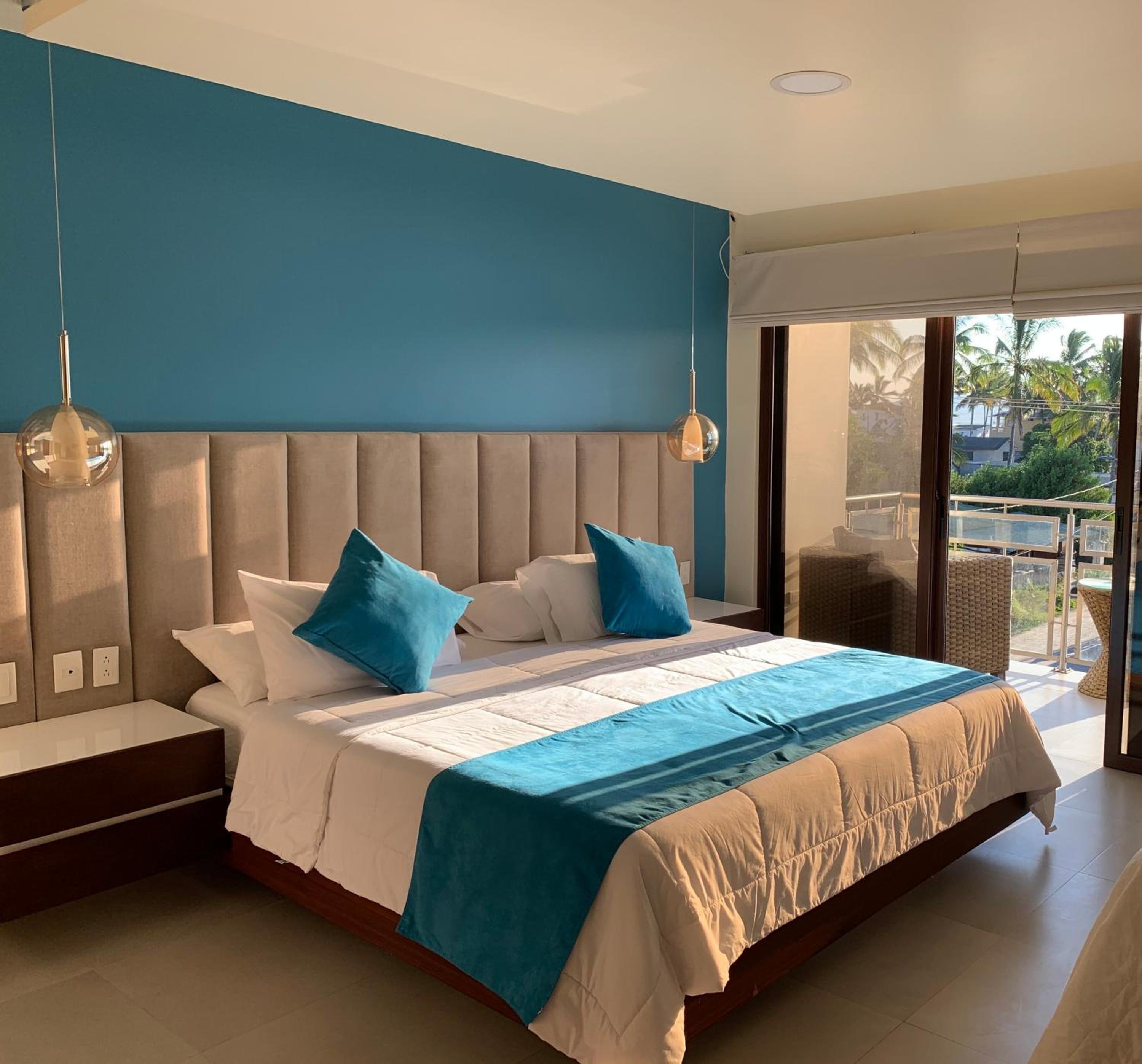 King Room with Lake View