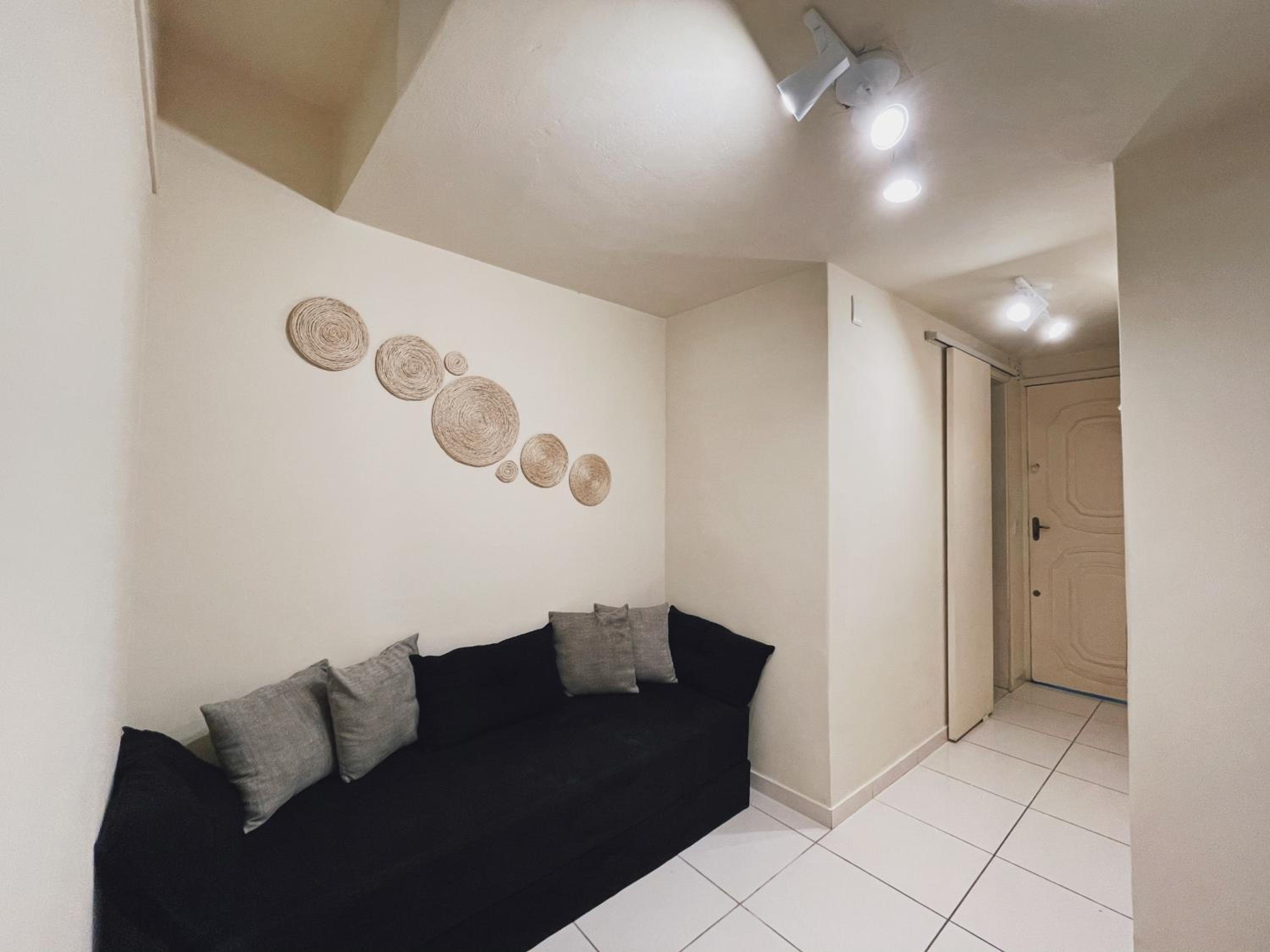 Apartment with Sea View - Photo 6