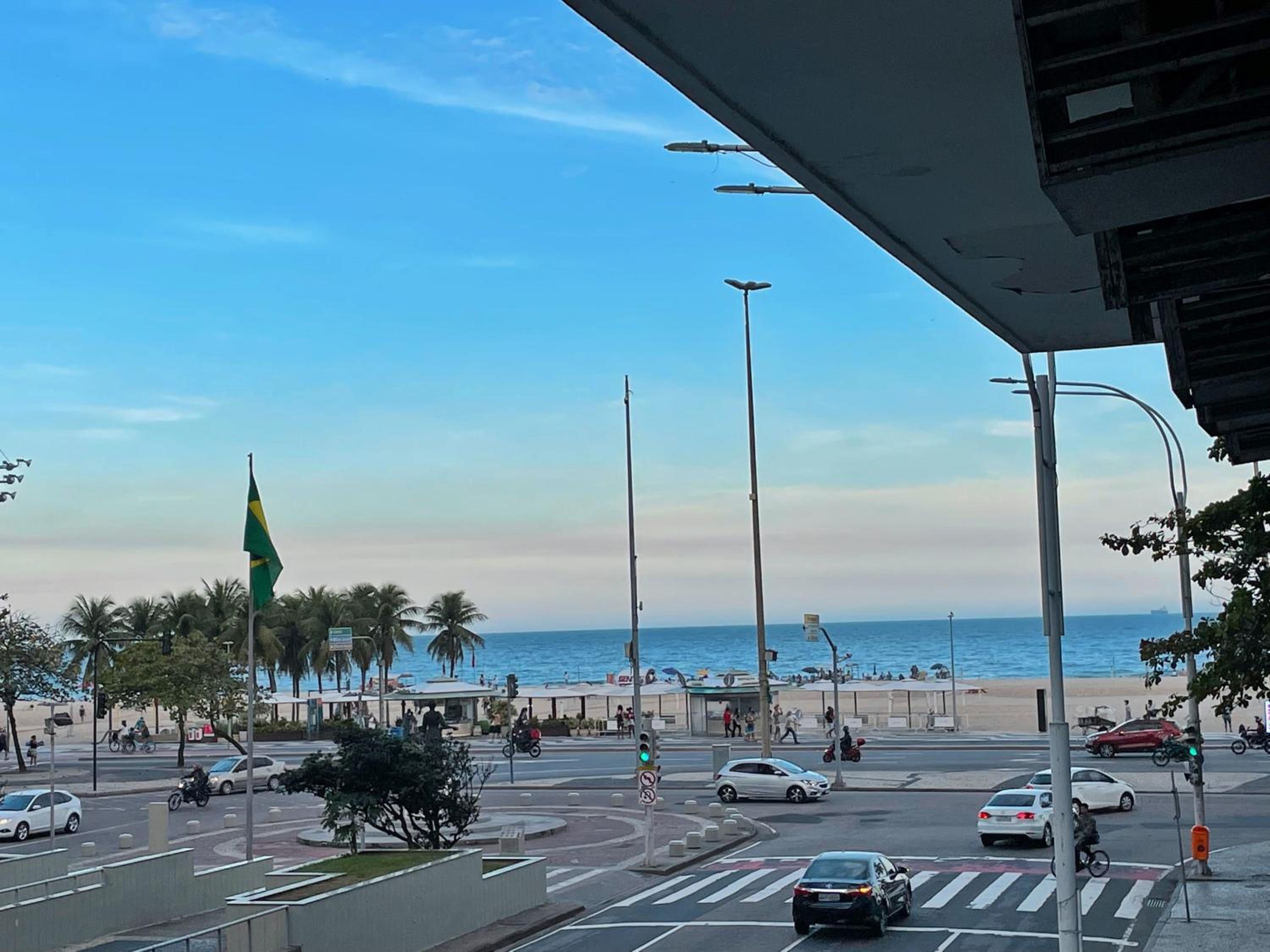 Apartment with Sea View - Photo 9