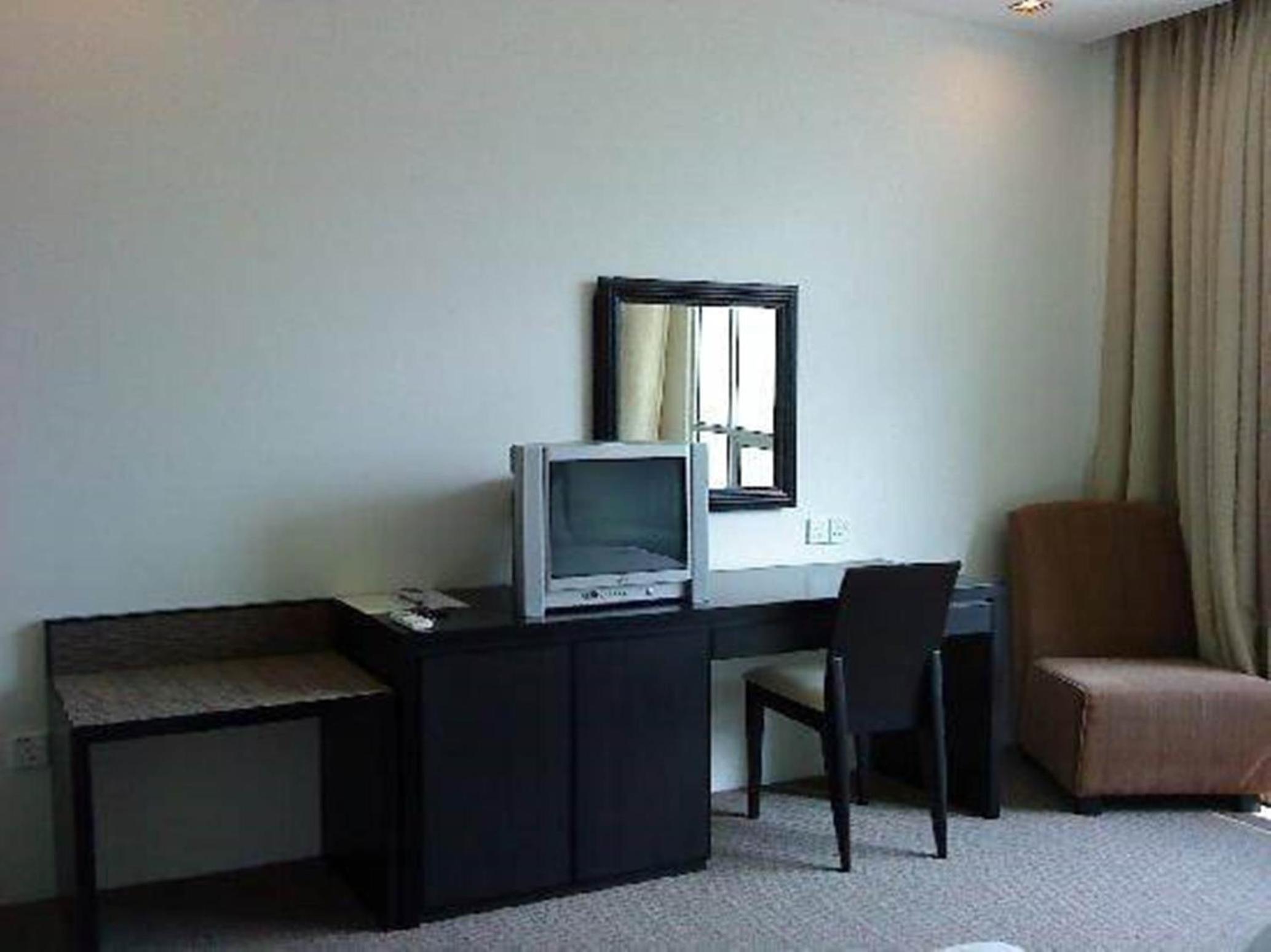 Deluxe King Room (Upper Floor)