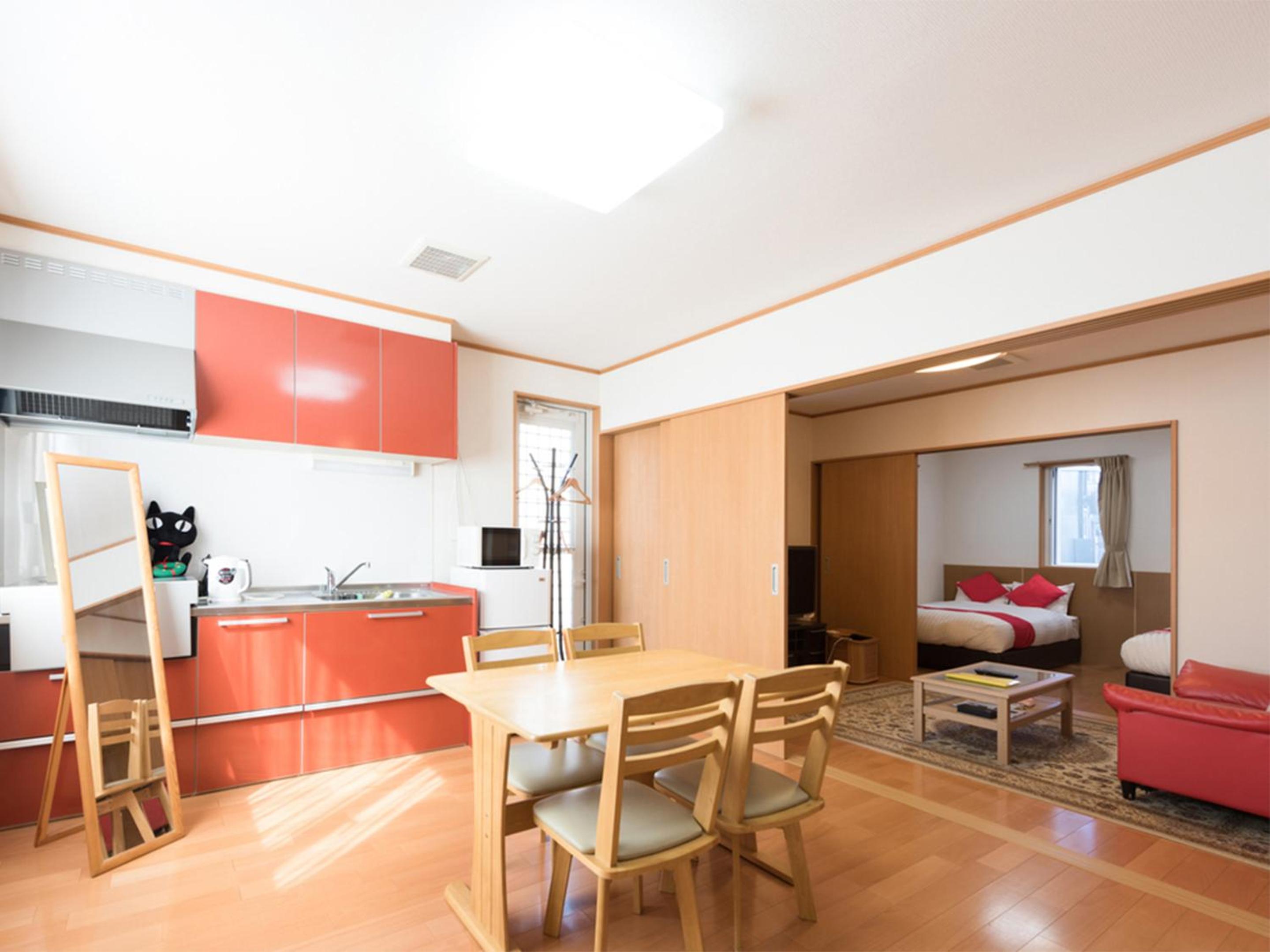 Family Room - Photo 3
