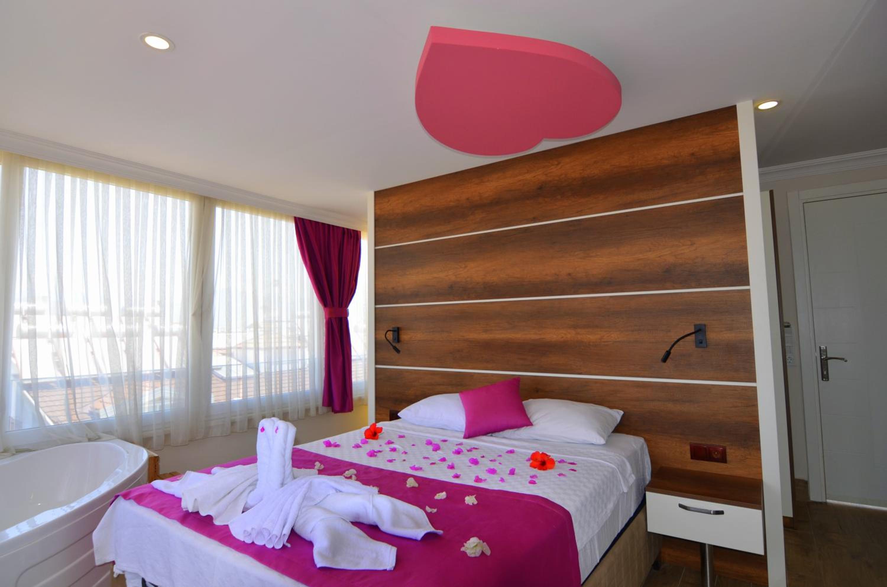 Queen Room With Sea View