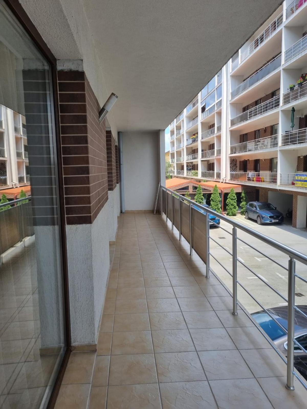 Two-Bedroom Apartment - Photo 9