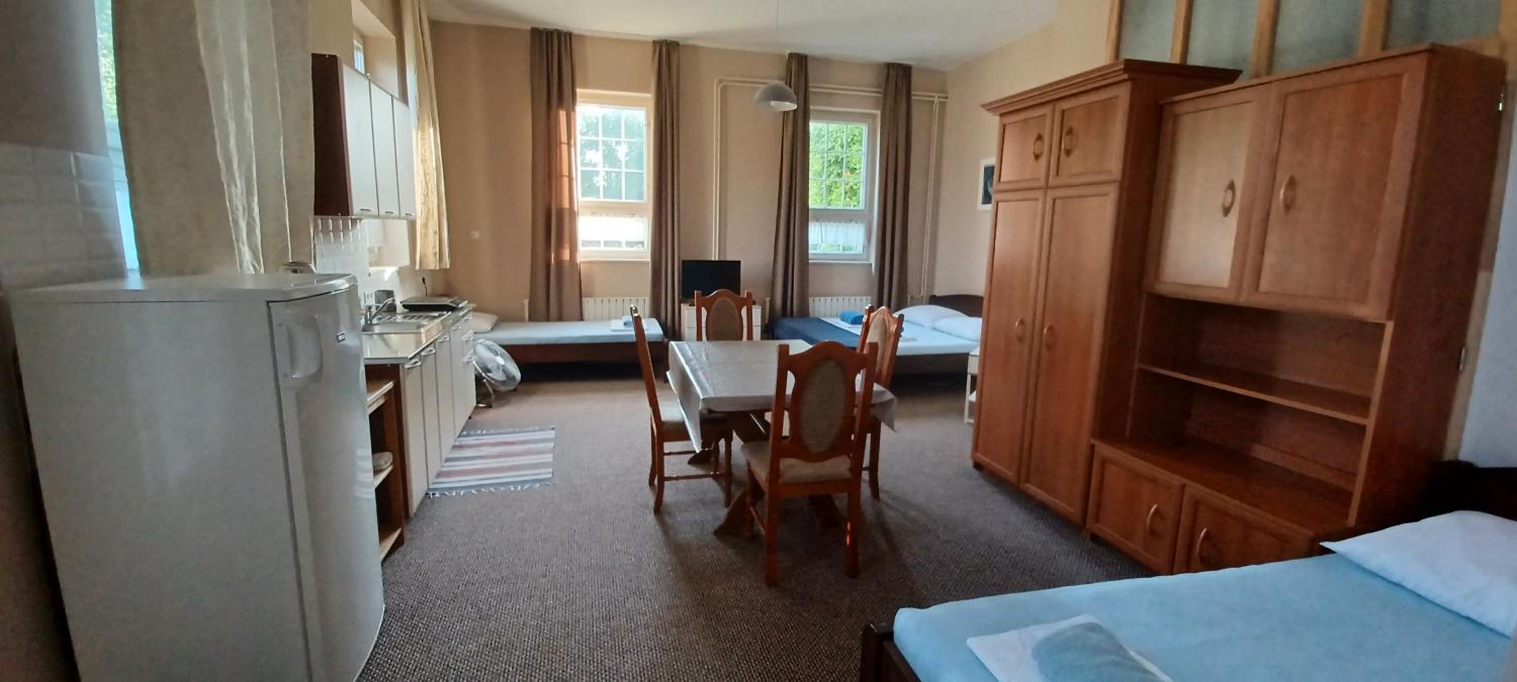 Apartment - Ground Floor photo 3