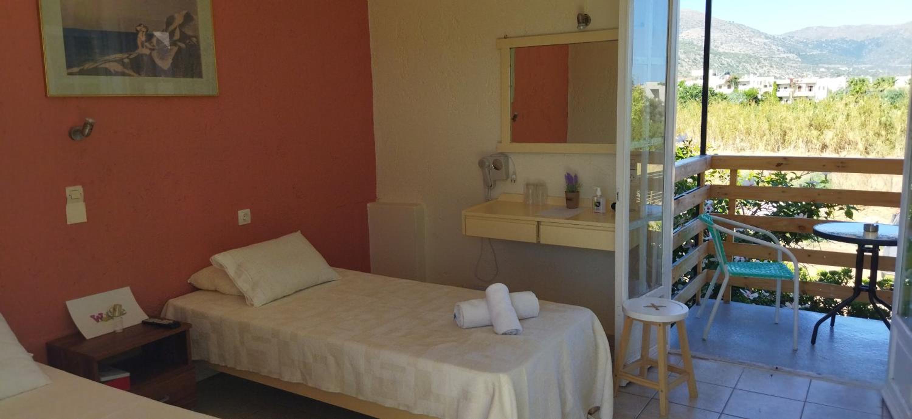 Twin Room With Balcony photo 1