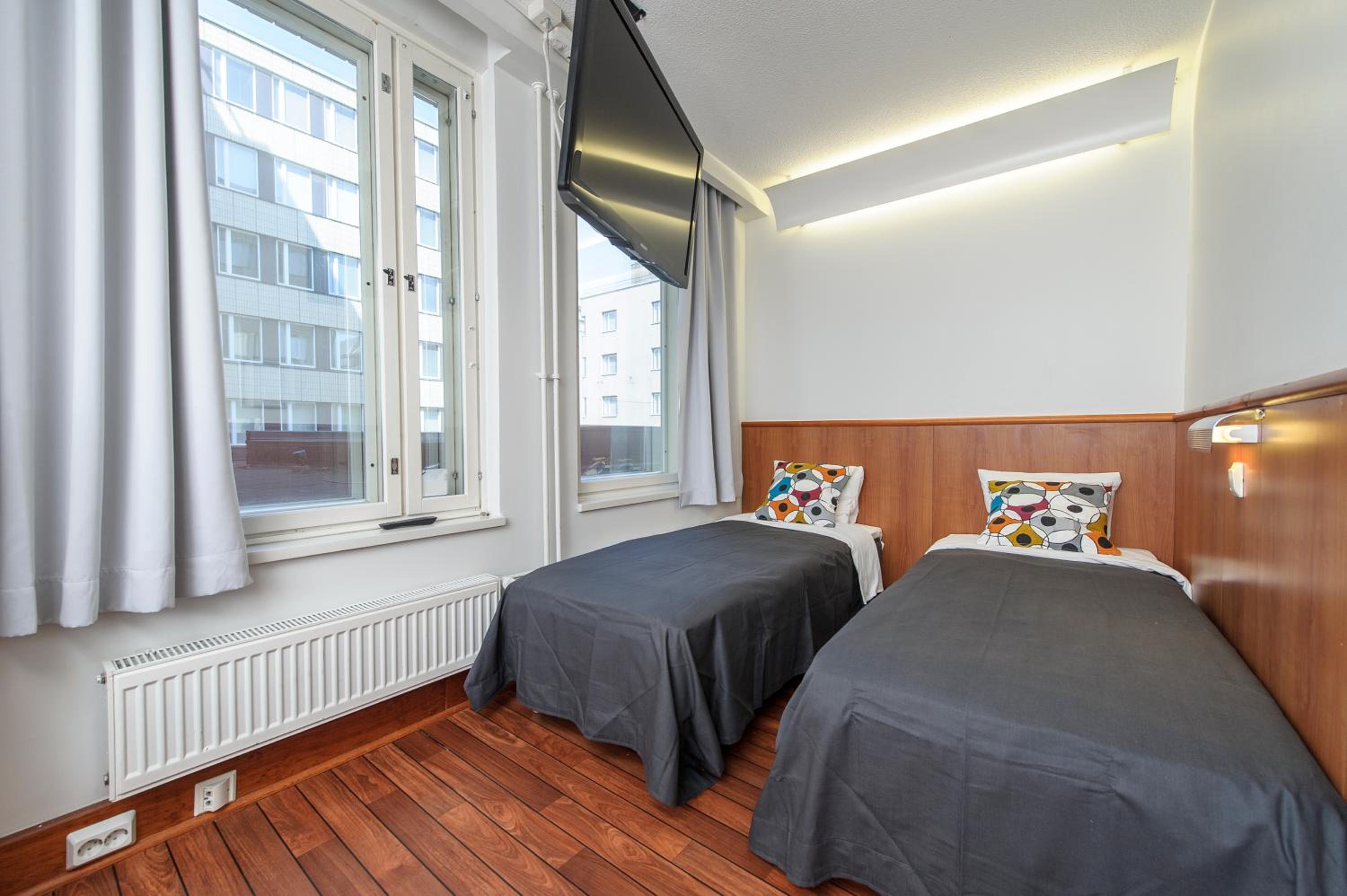 Twin Room (2 Single Beds)
