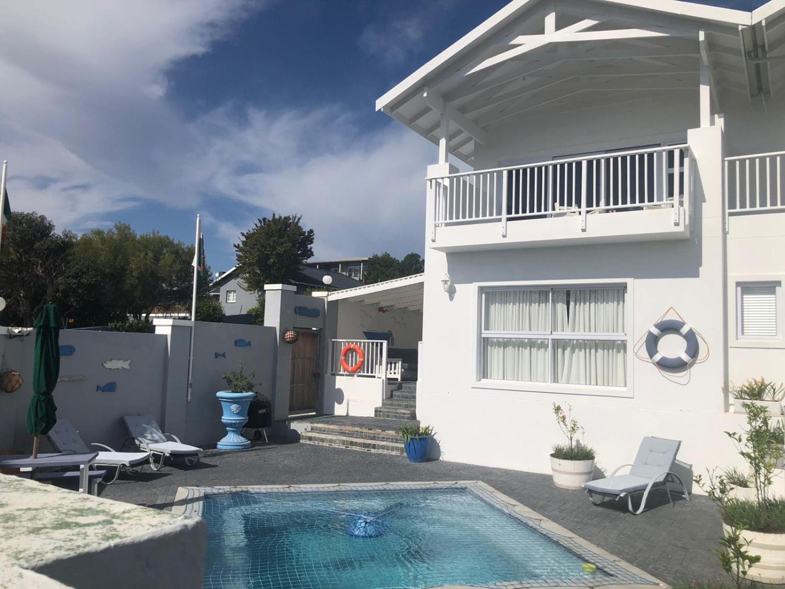 Superior Three-Bedroom Apartment with Ocean View - Photo 41