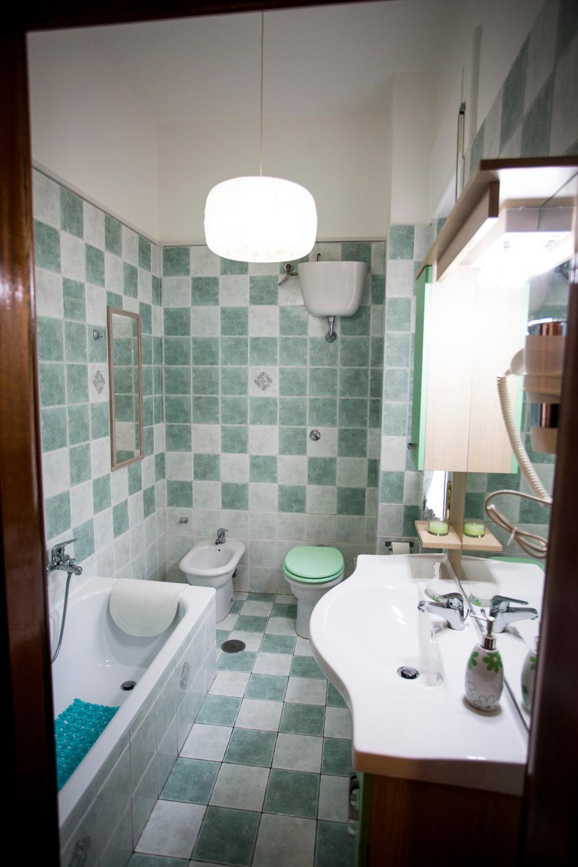 Double Room with Private Bathroom photo 2