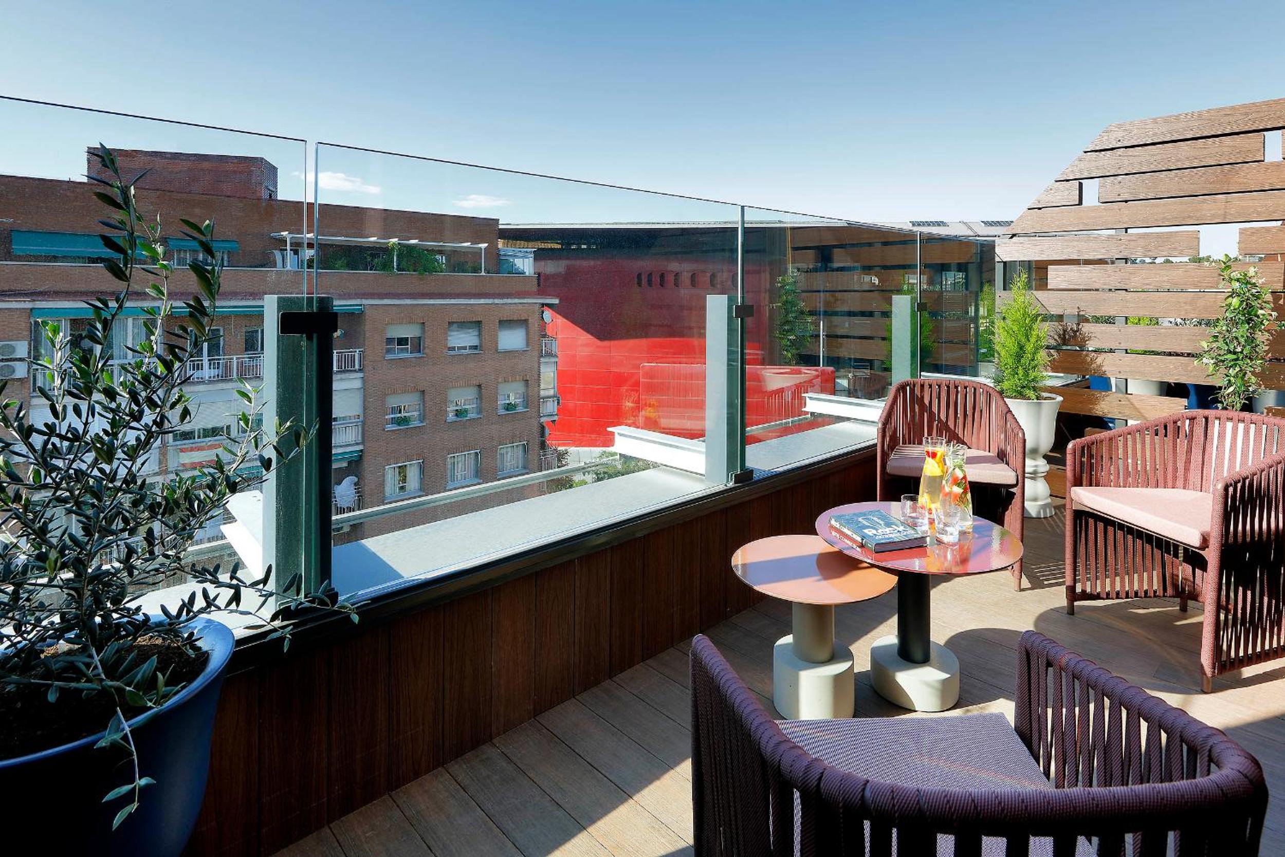 Gold Suite Terrace - Photo 4