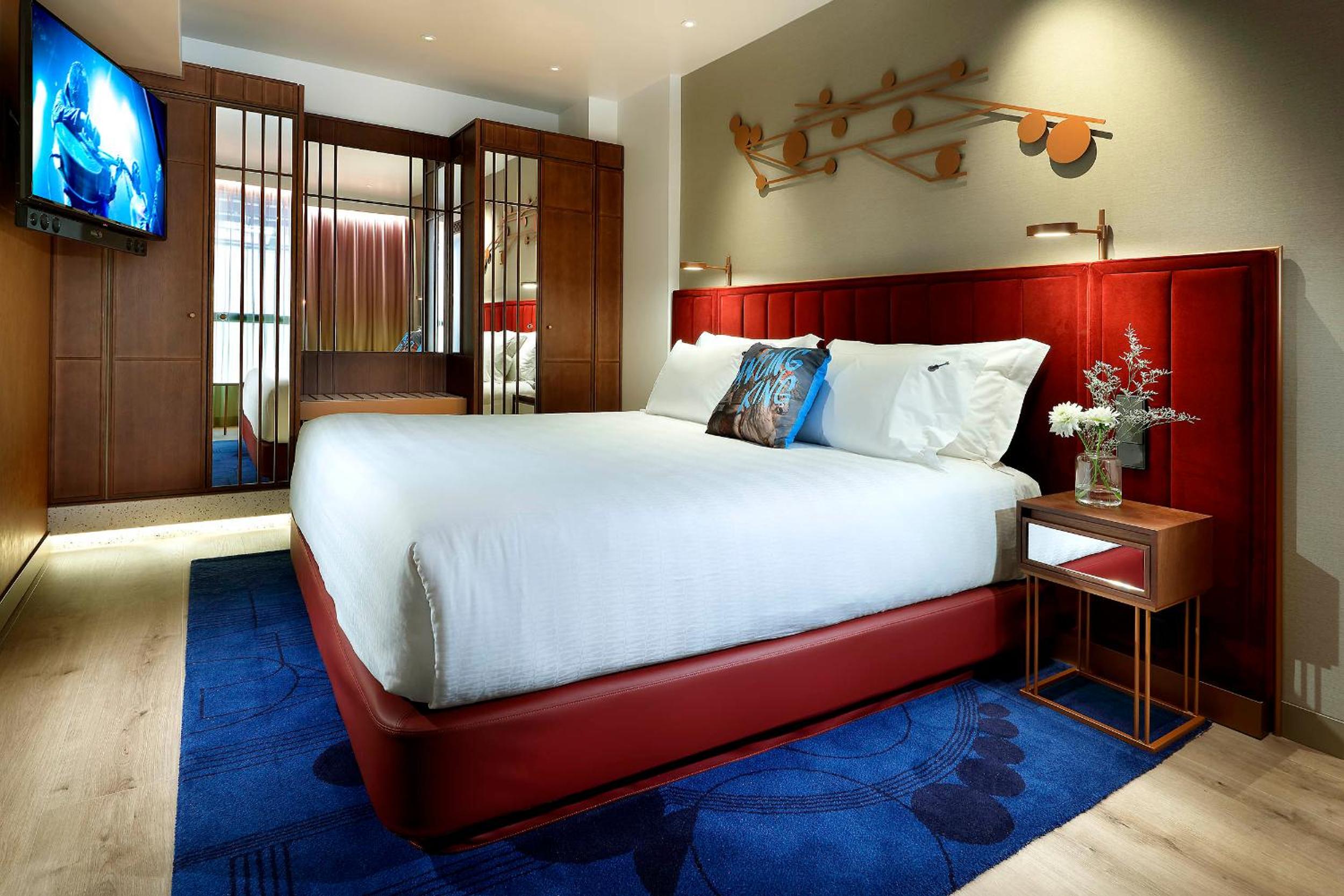Silver Suite - Photo 1