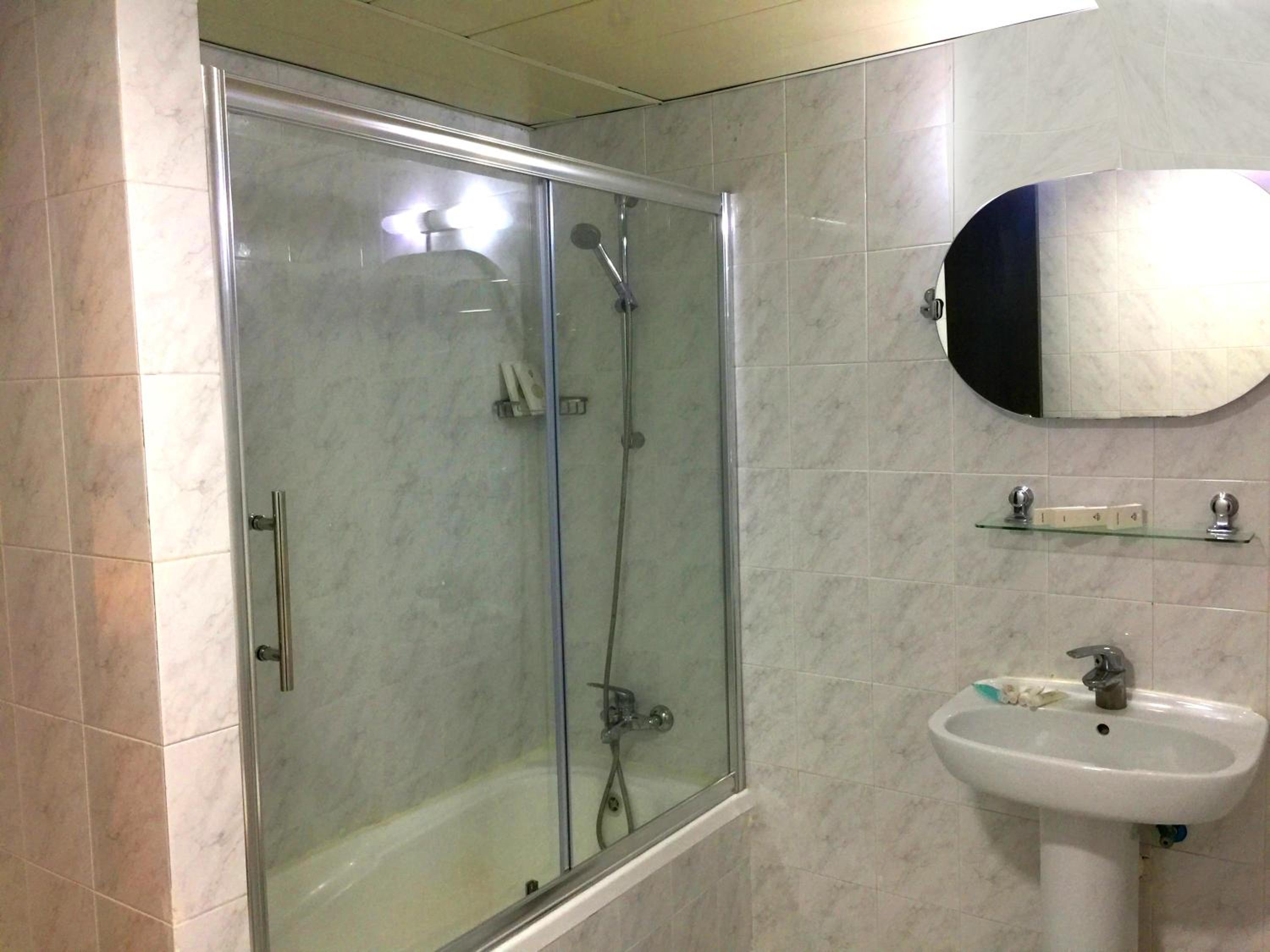 One-Bedroom Suite photo 2