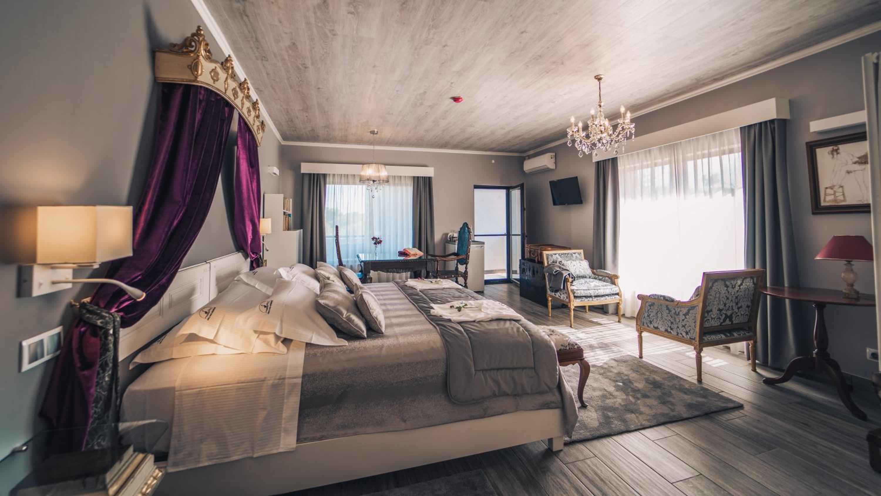 Deluxe Double or Twin Room with Garden View photo 3