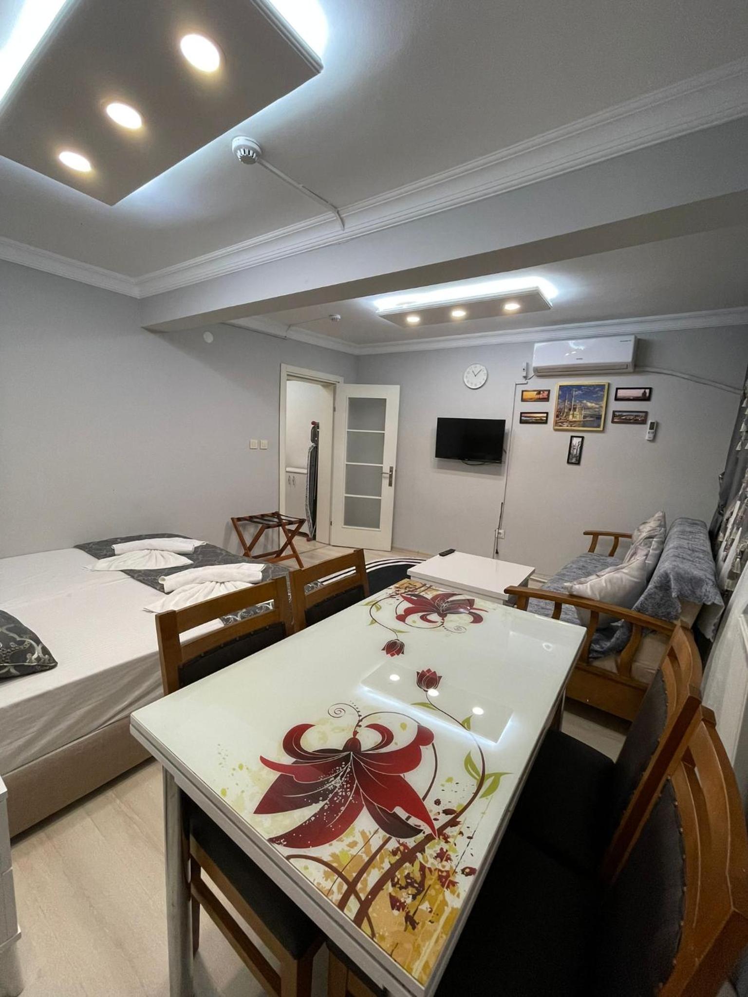 Two-Bedroom Suite photo 2