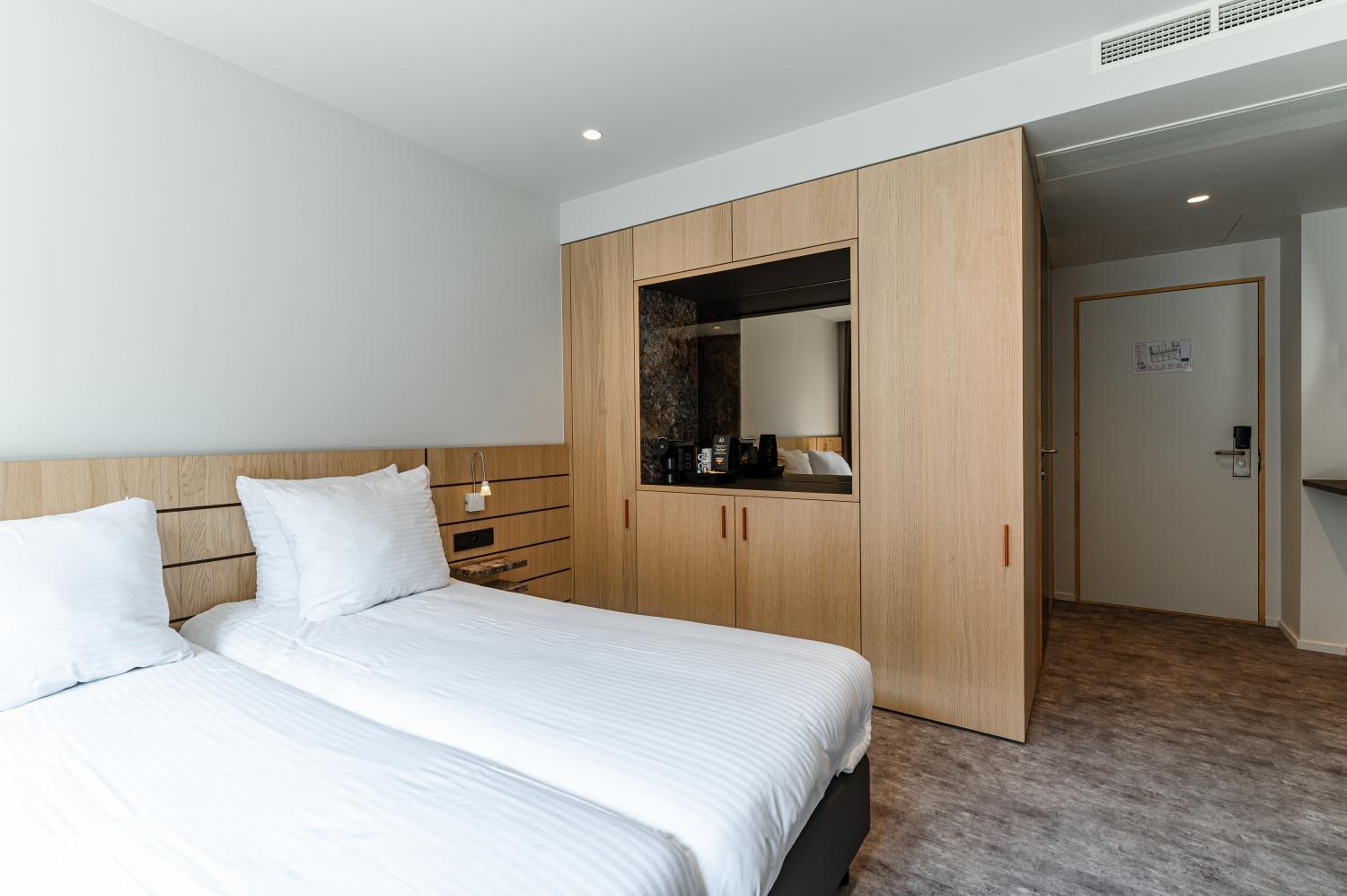 Superior Twin Room - Photo 5