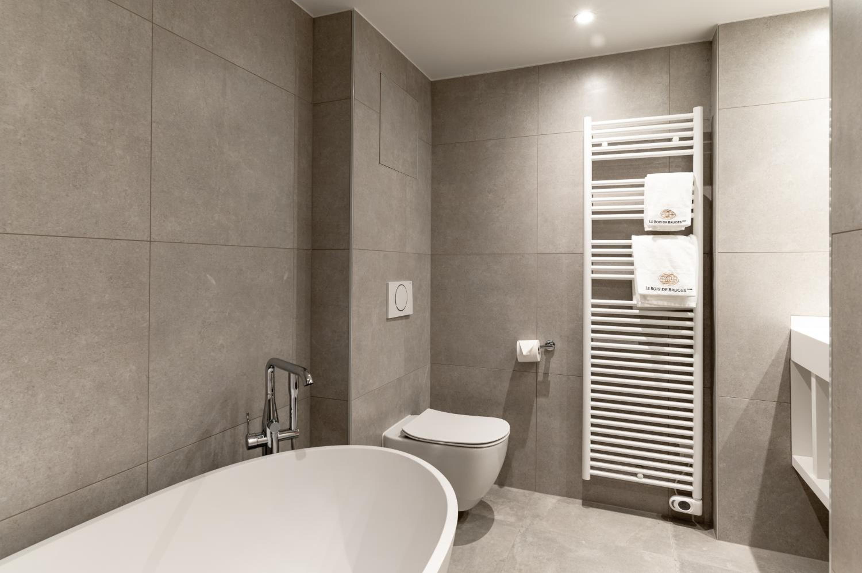 Suite - Photo 4