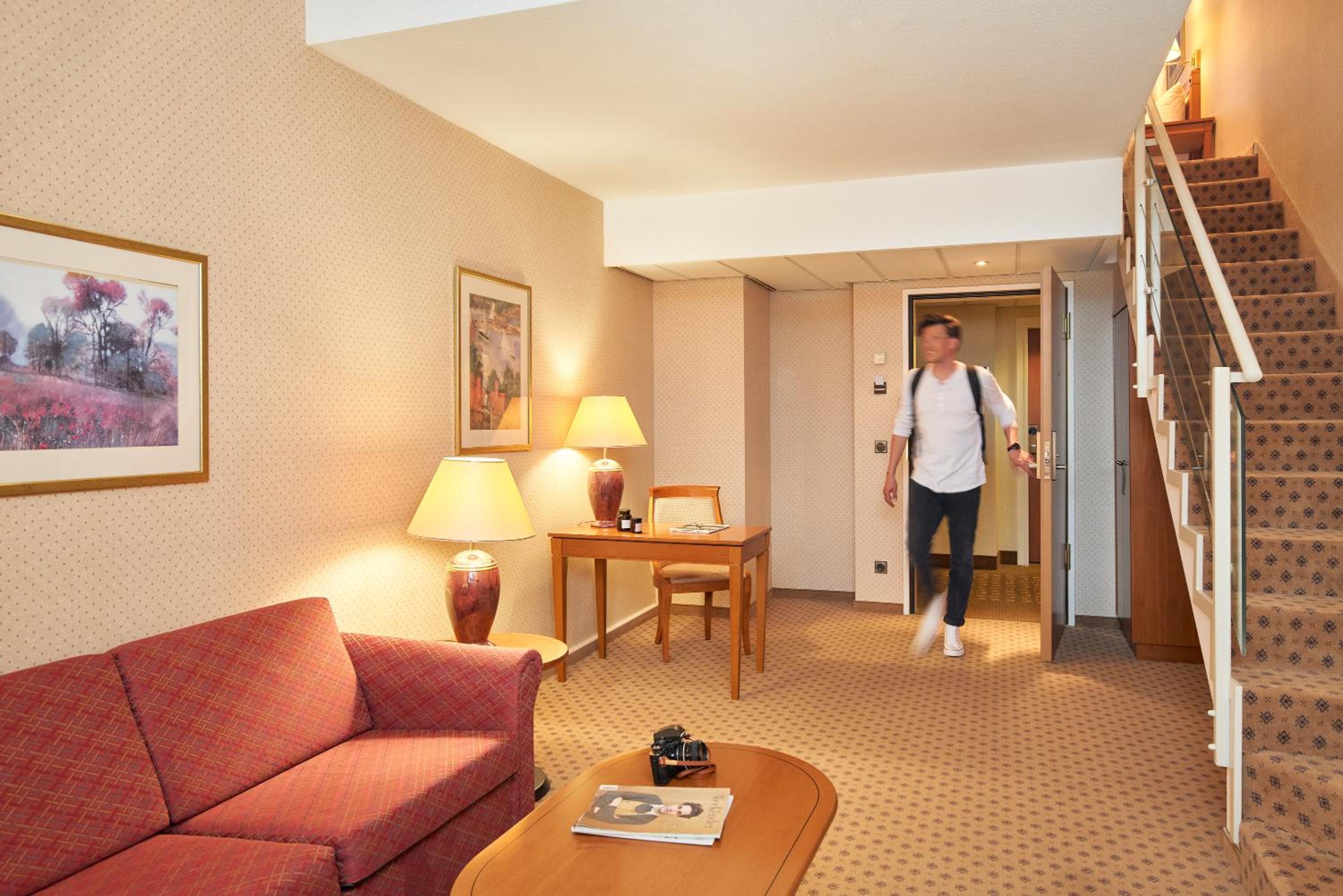Suite - Photo 4
