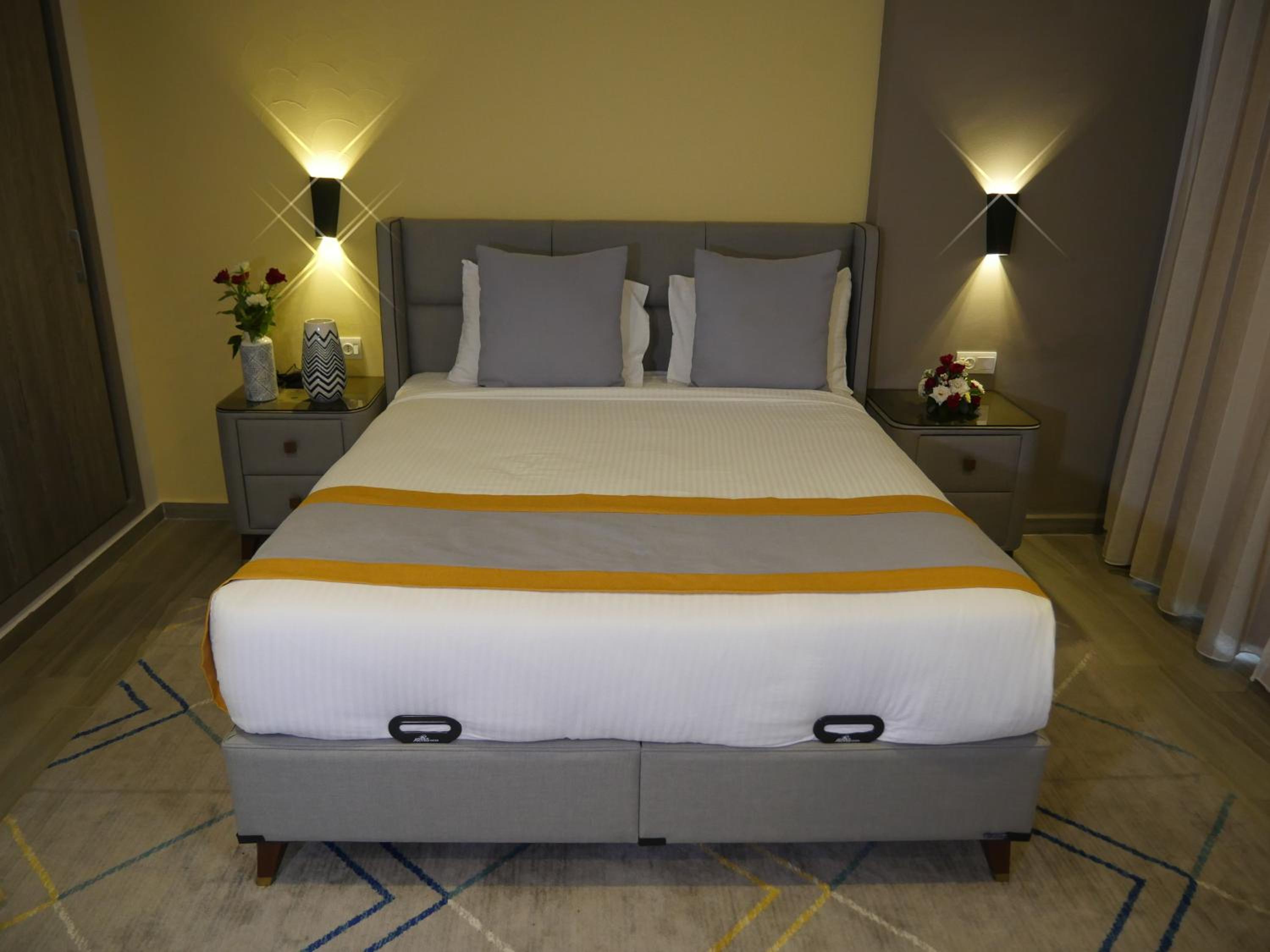 Double Room - Photo 6