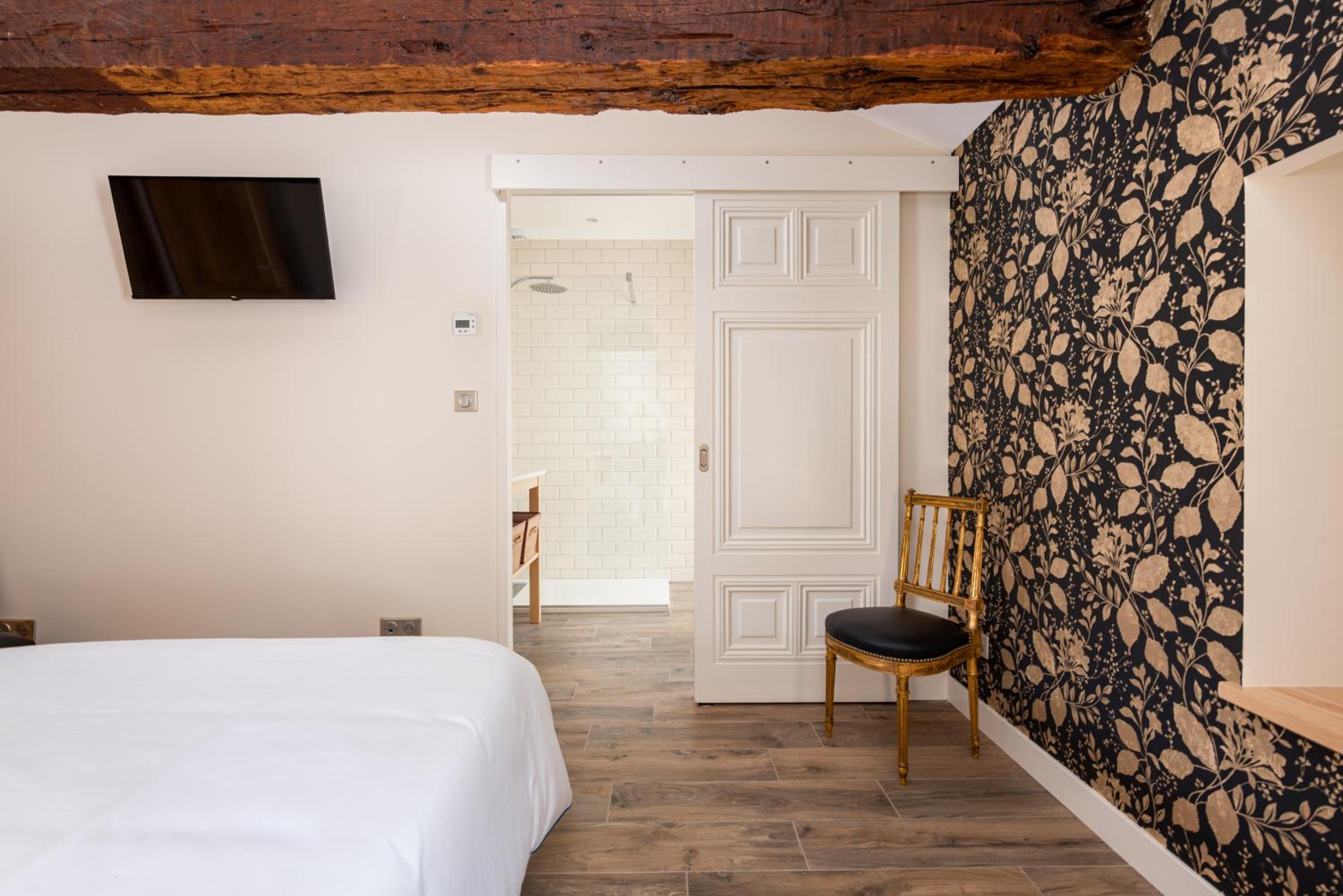 Superior Double Room - Photo 3