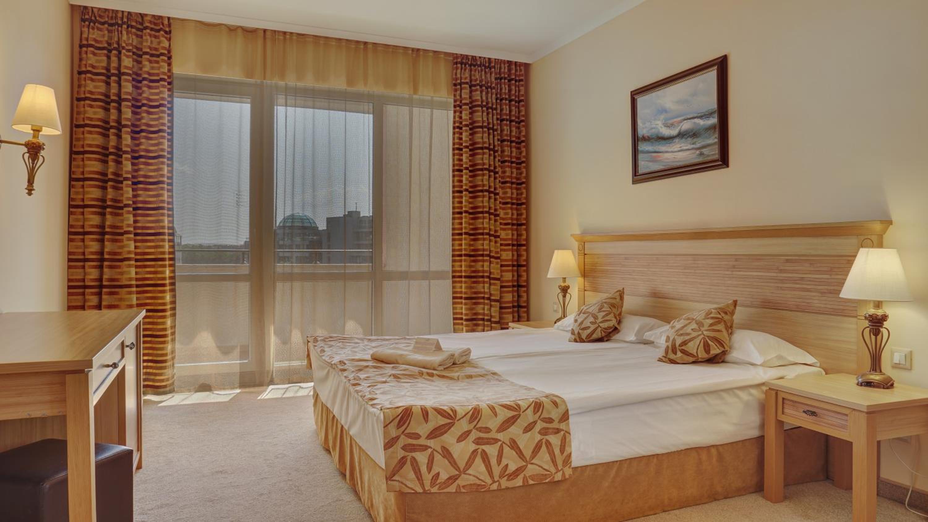 Standard One-Bedroom Apartment thumbnail 5