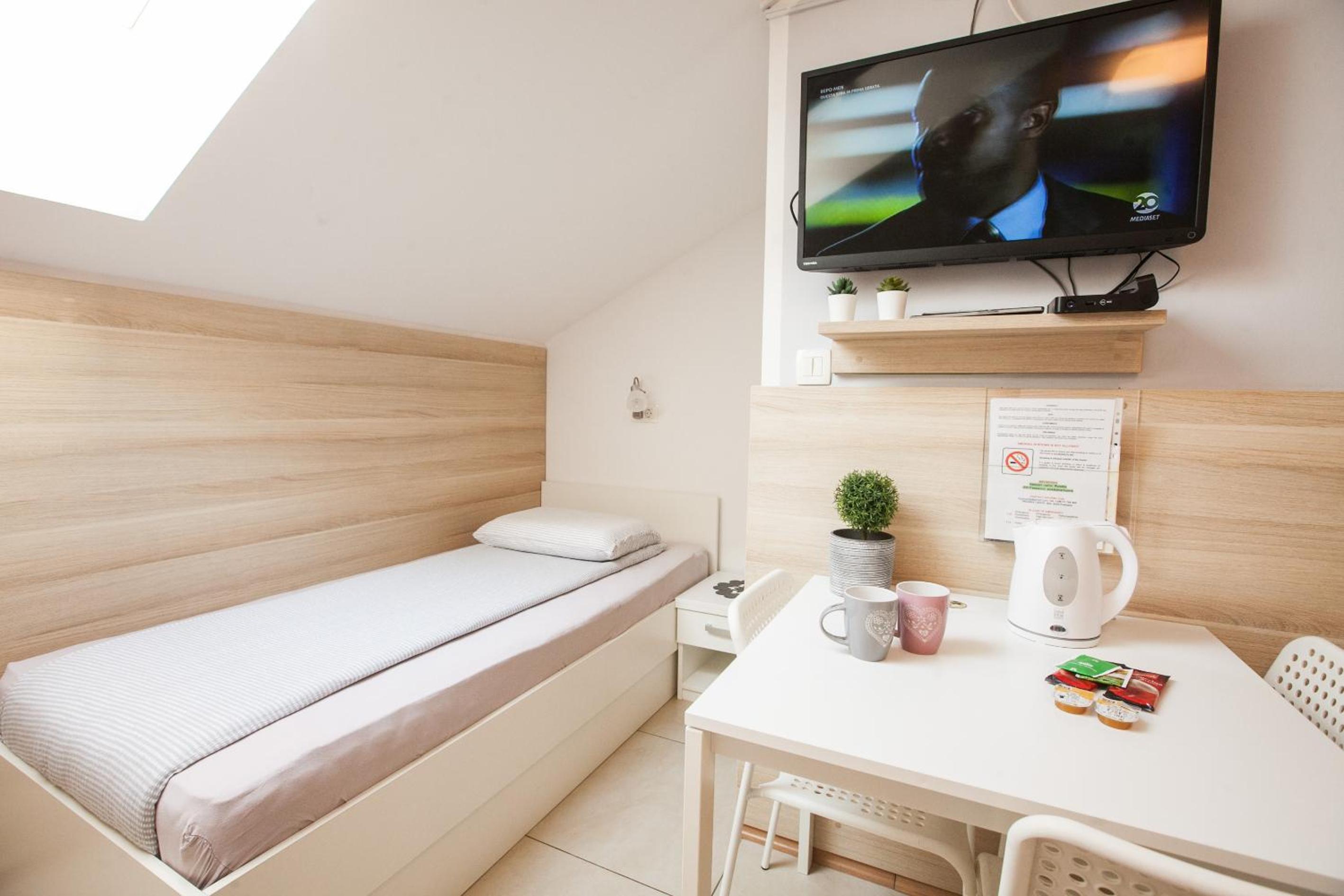 Comfort Triple Room - Photo 8