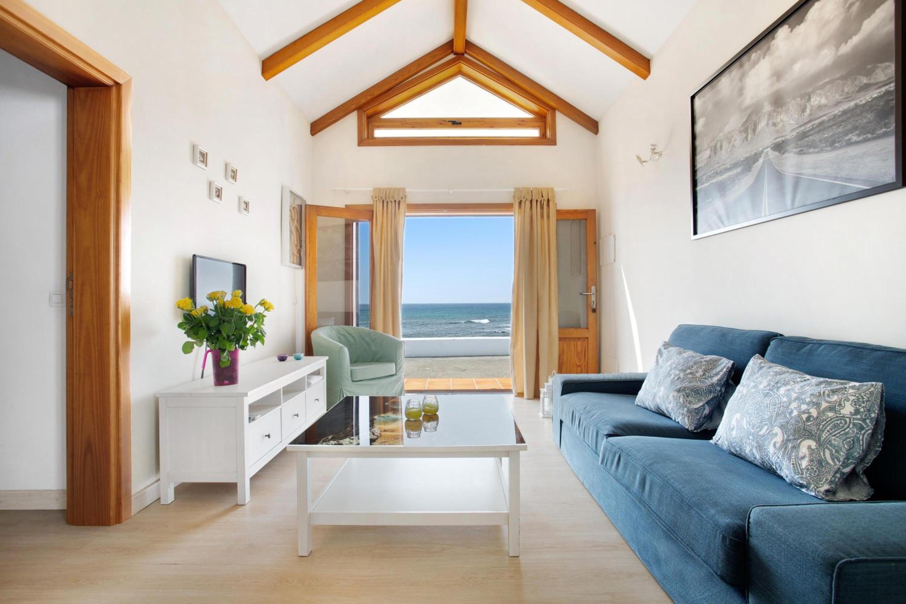 Two-Bedroom House - Photo 1