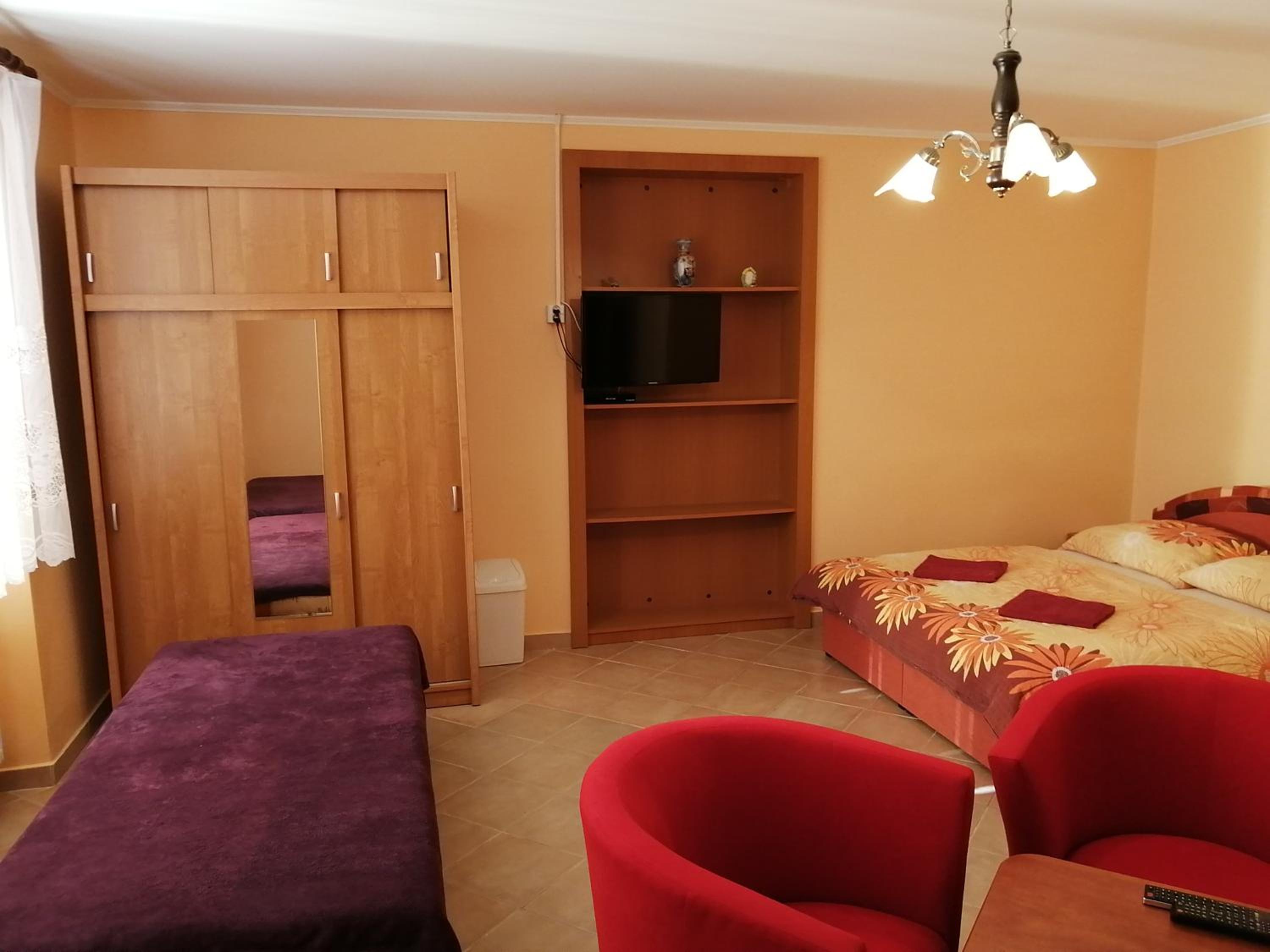 Classic Quadruple Room photo 3