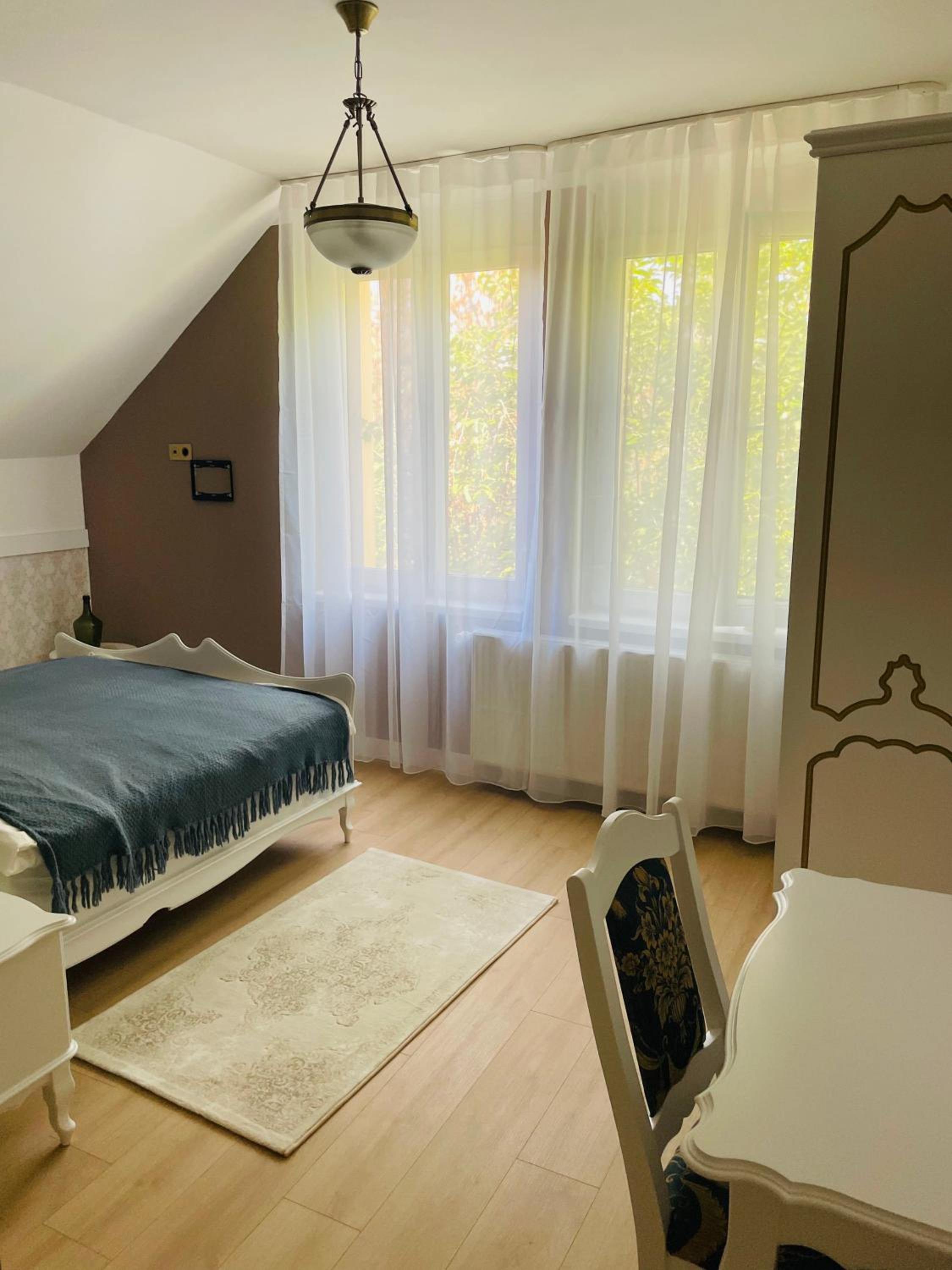 Small Double Room photo 1