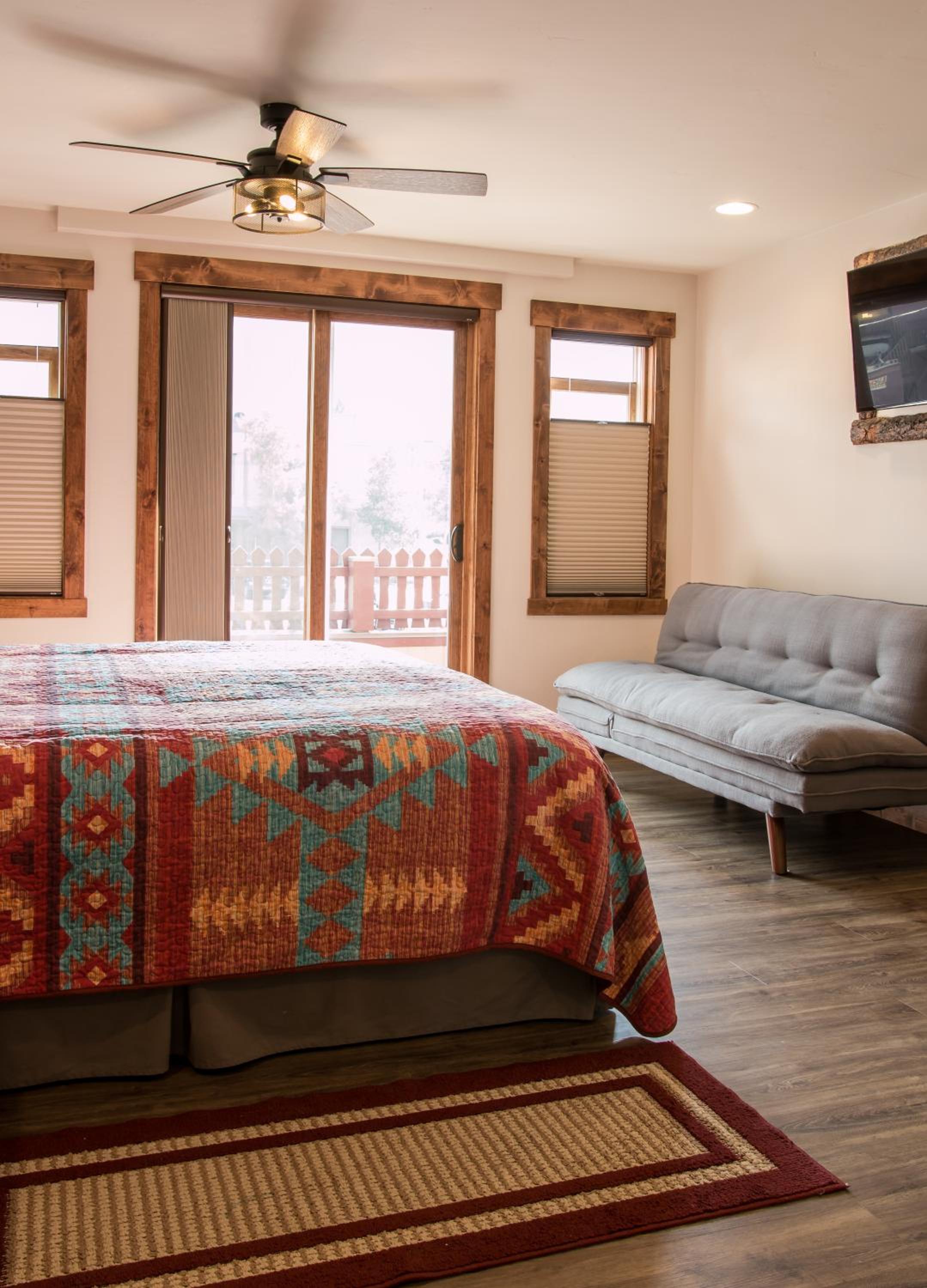 King Room with Mountain View photo 1