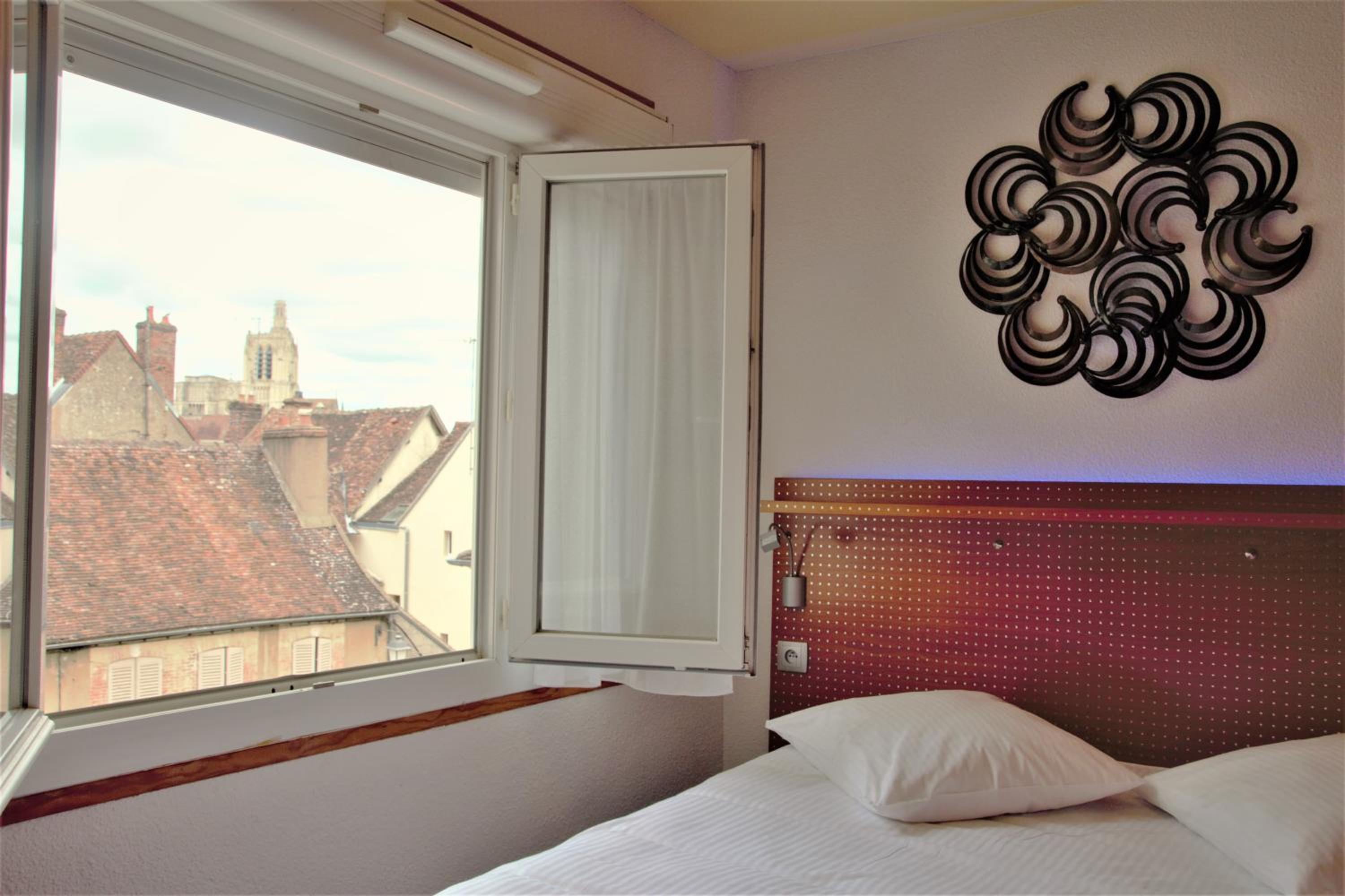 Double Room - Photo 2