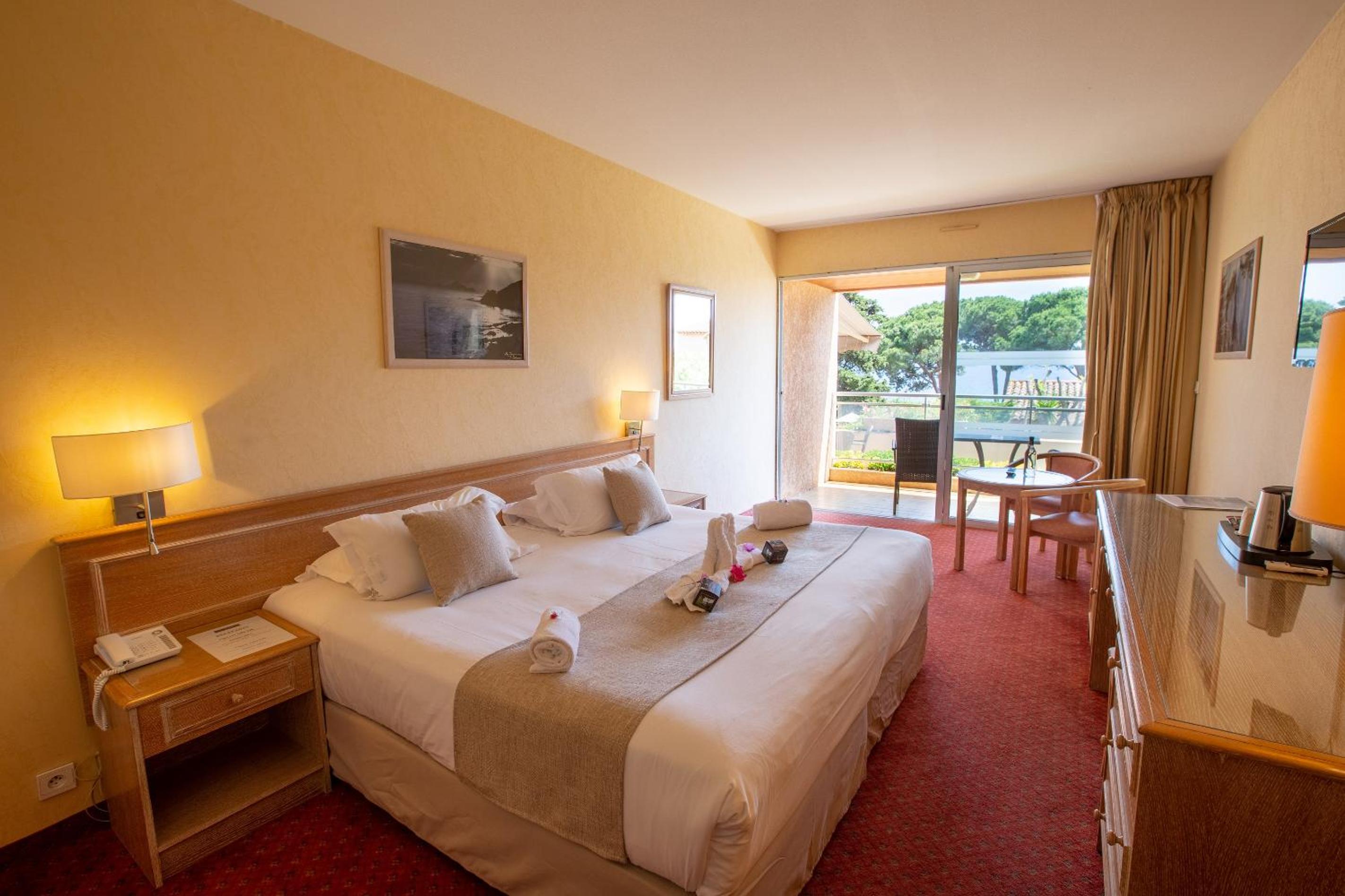 Superior Double Room Sea View with Balcony