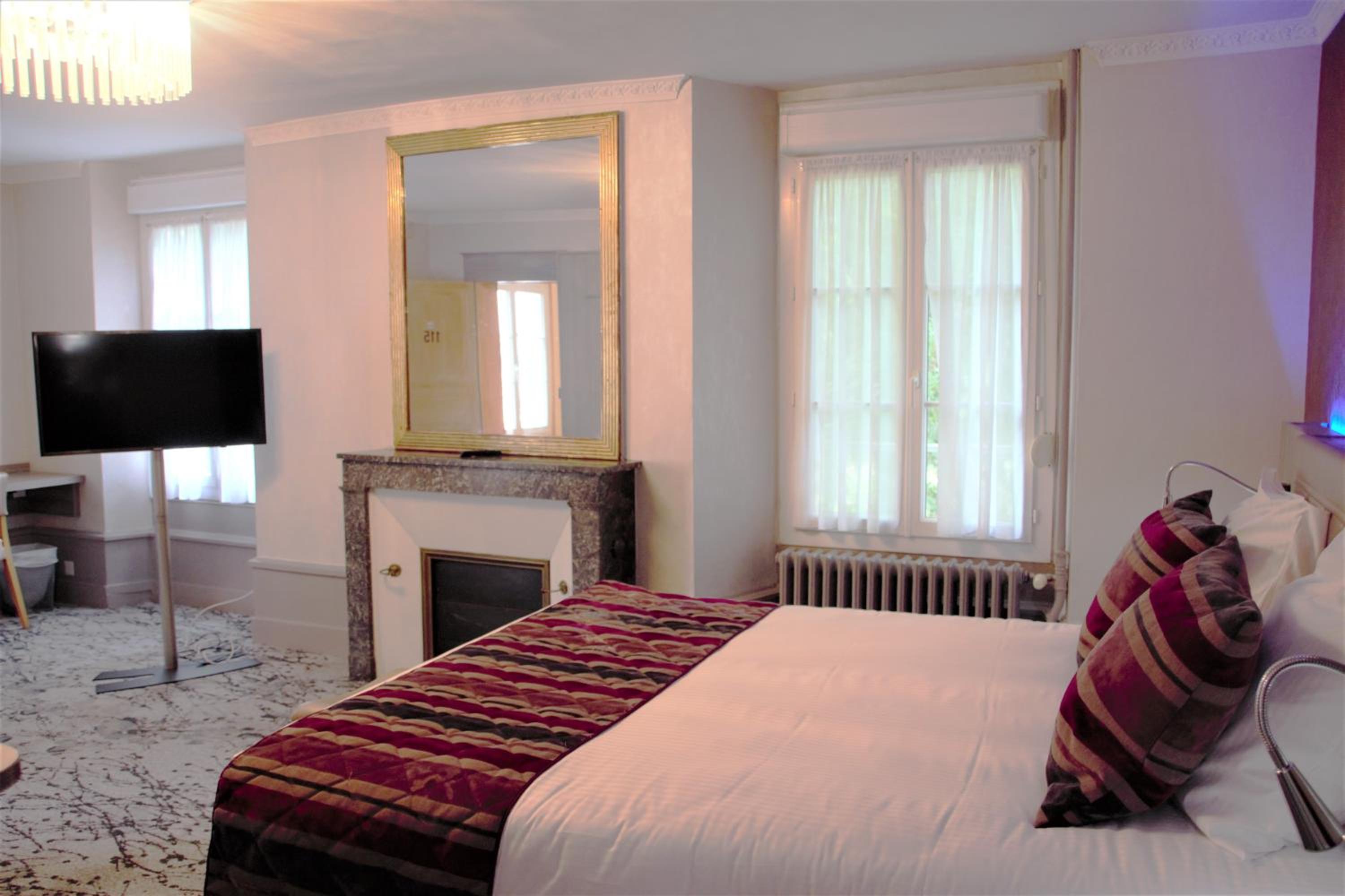 Superior Quadruple Room - Photo 1