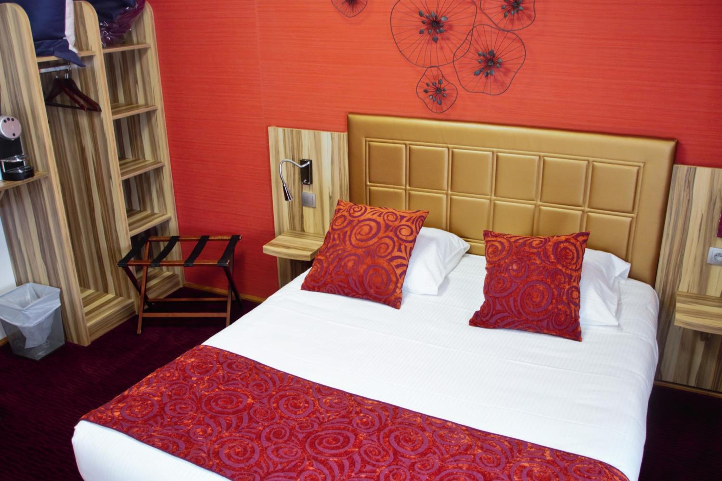 Comfort Double Room - Photo 9