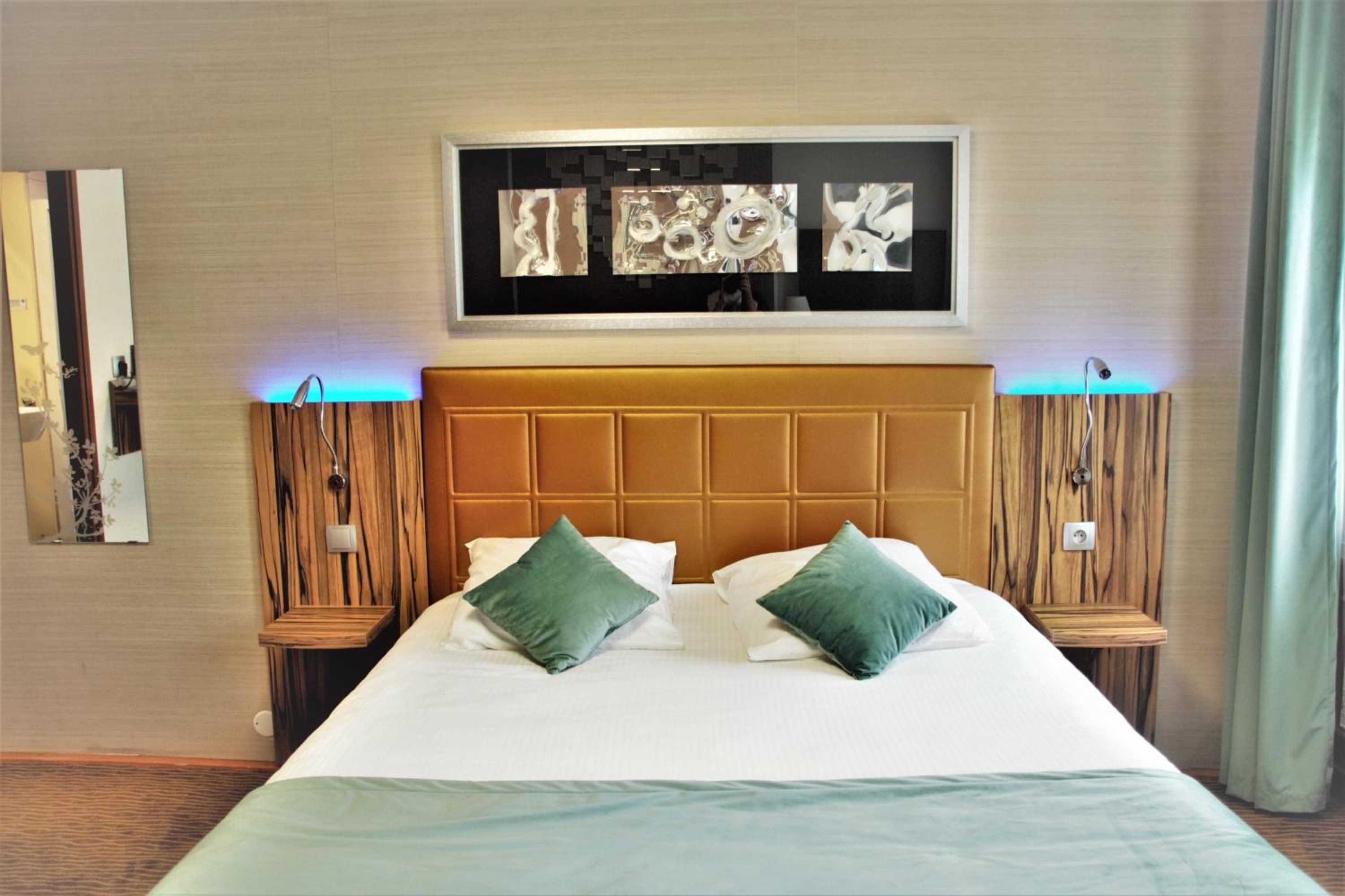 Comfort Double Room - Photo 13