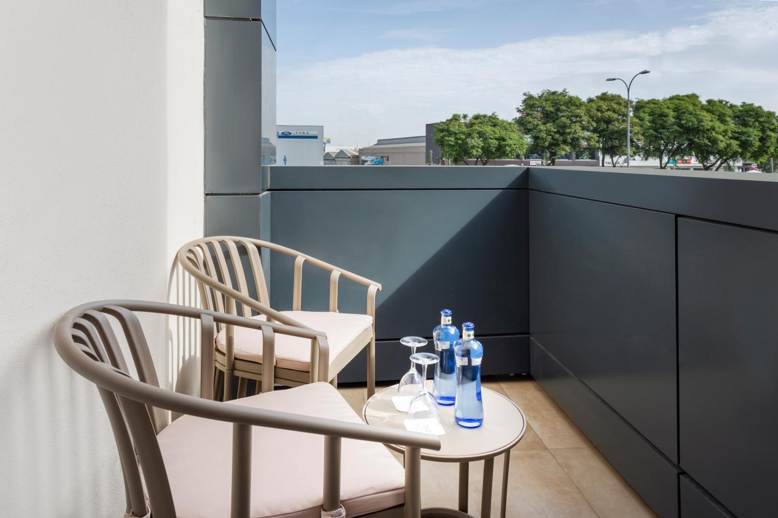 Double Room with Terrace - Photo 3